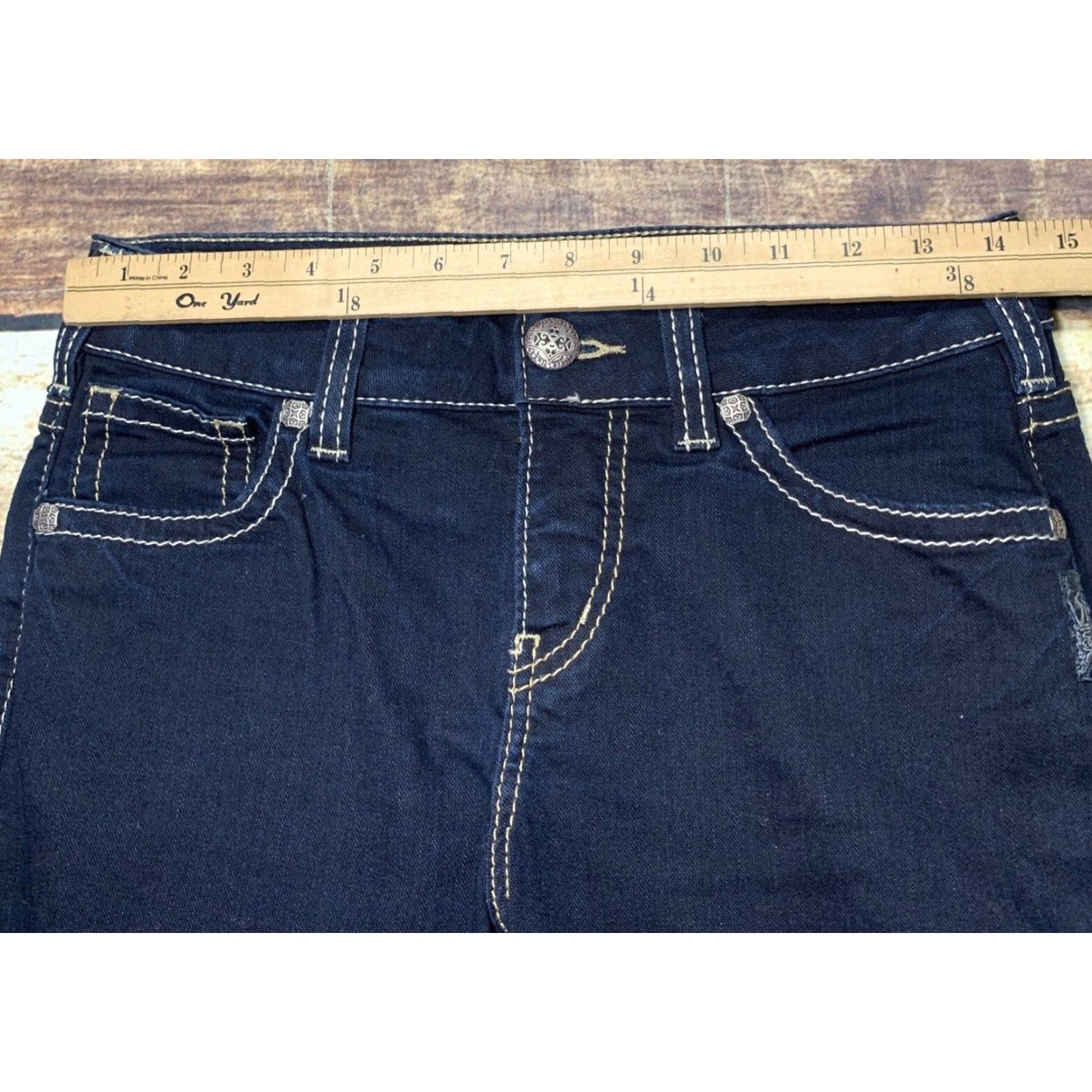 Vintage SILVER Jeans Suki Capri Denim Dark Blue 29x24 Women Super Stretch Mid Rise Size 29" - 4 Thumbnail