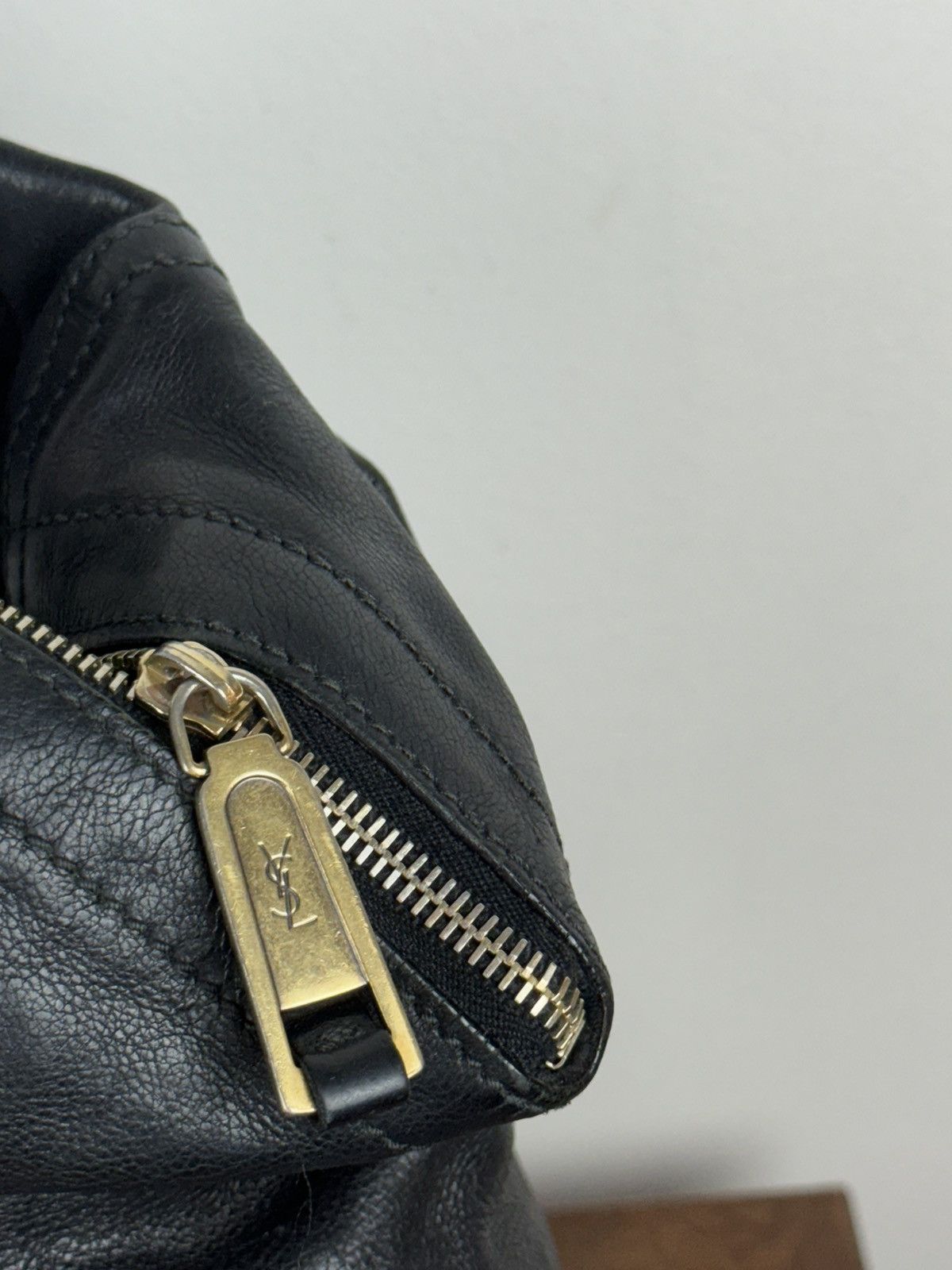 Leather × Yves Saint Laurent Leather bag Yves Saint Laurent original casual luxury item Size ONE SIZE - 5 Thumbnail