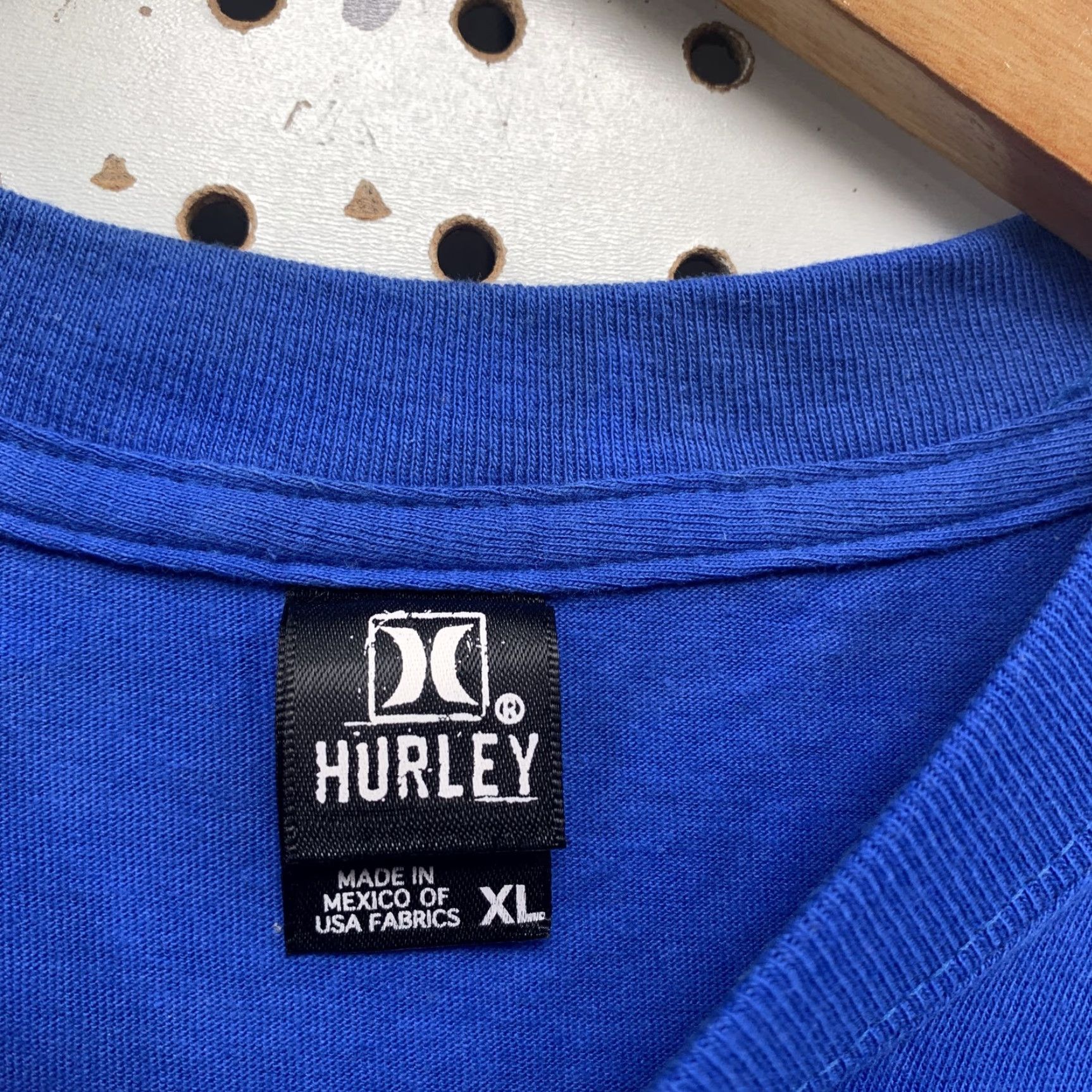Hurley VINTAGE Hurley Shirt Blue Mens XL Short Sleeve Crew Neck Logo 100% Cotton Skate Surfer 90s Mens Size US XL / EU 56 / 4 - 3 Thumbnail
