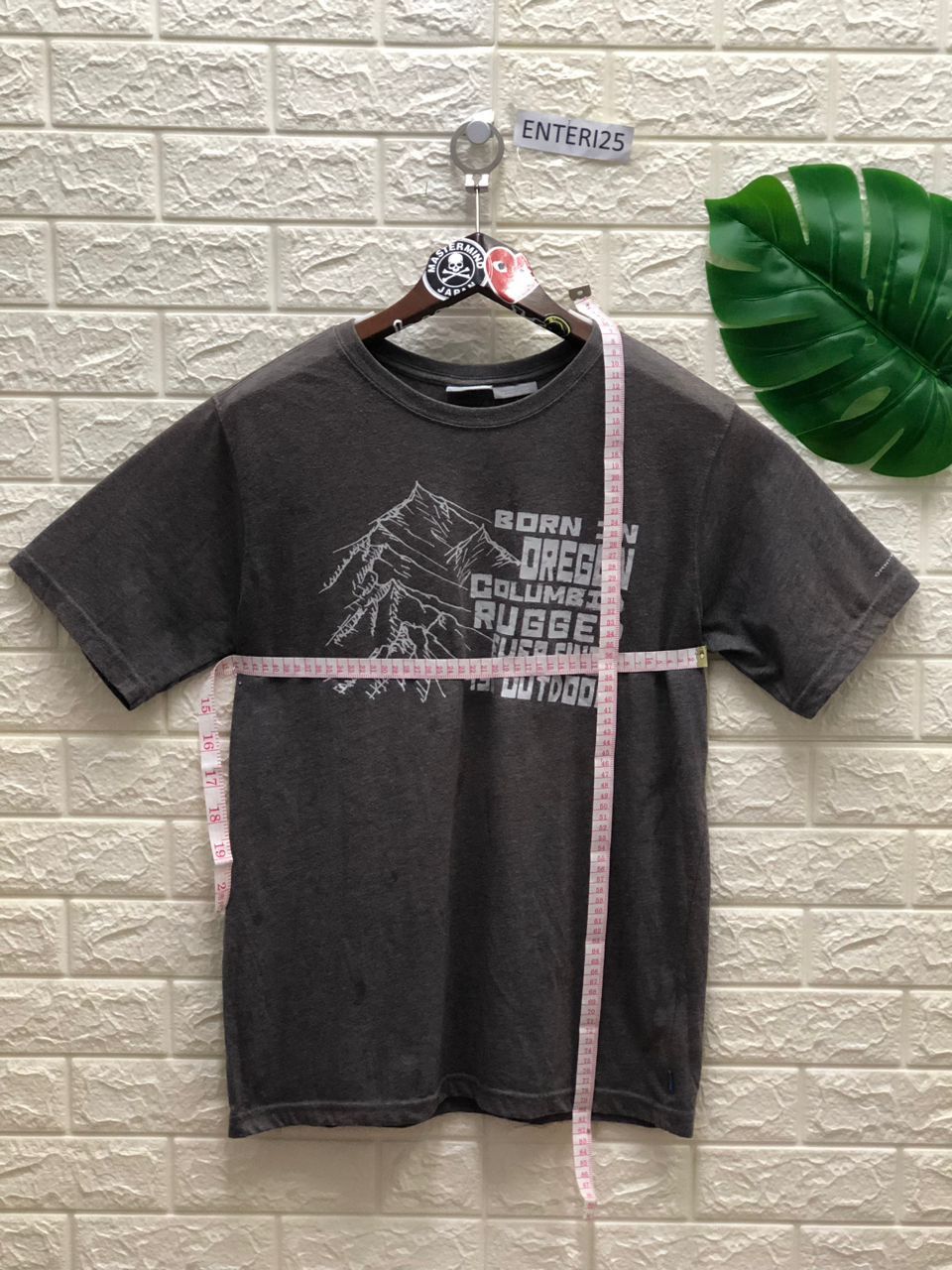 Vintage Vintage Columbia Omni-wick Tshirt Size US L / EU 52-54 / 3 - 4 Thumbnail
