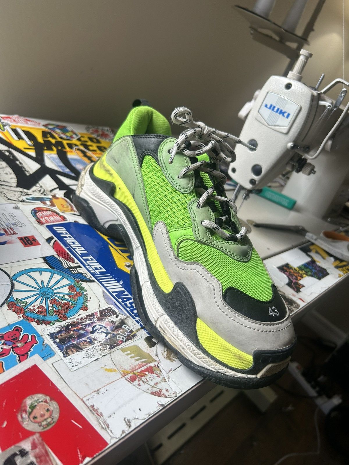 Balenciaga Balenciaga Triple S neon green thick sole dad shoe Size US 10 / EU 43 - 11 Thumbnail