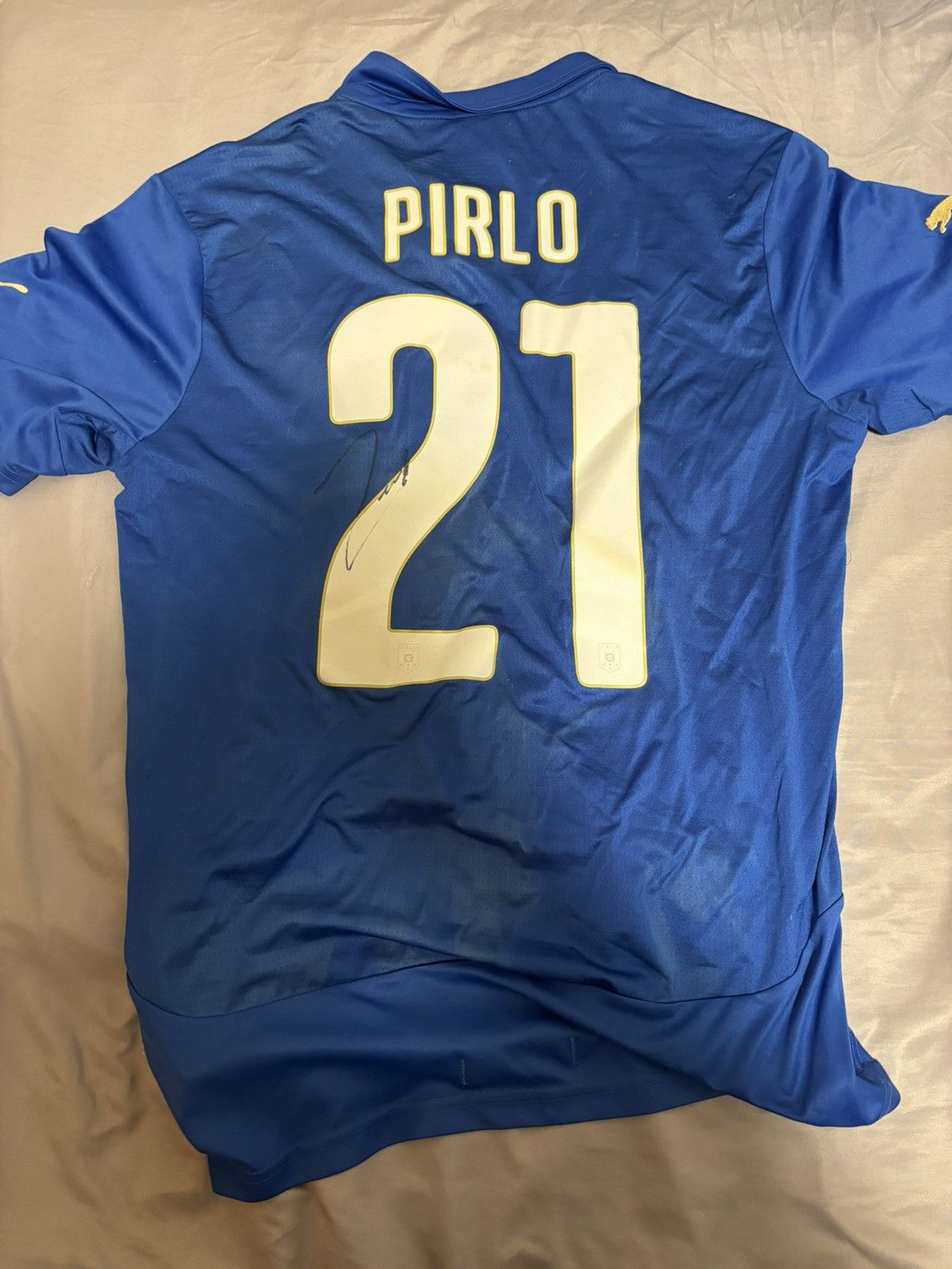 Puma Italy 2014 pirlo signed shirt with autograph Size US L / EU 52-54 / 3 - 2 Thumbnail