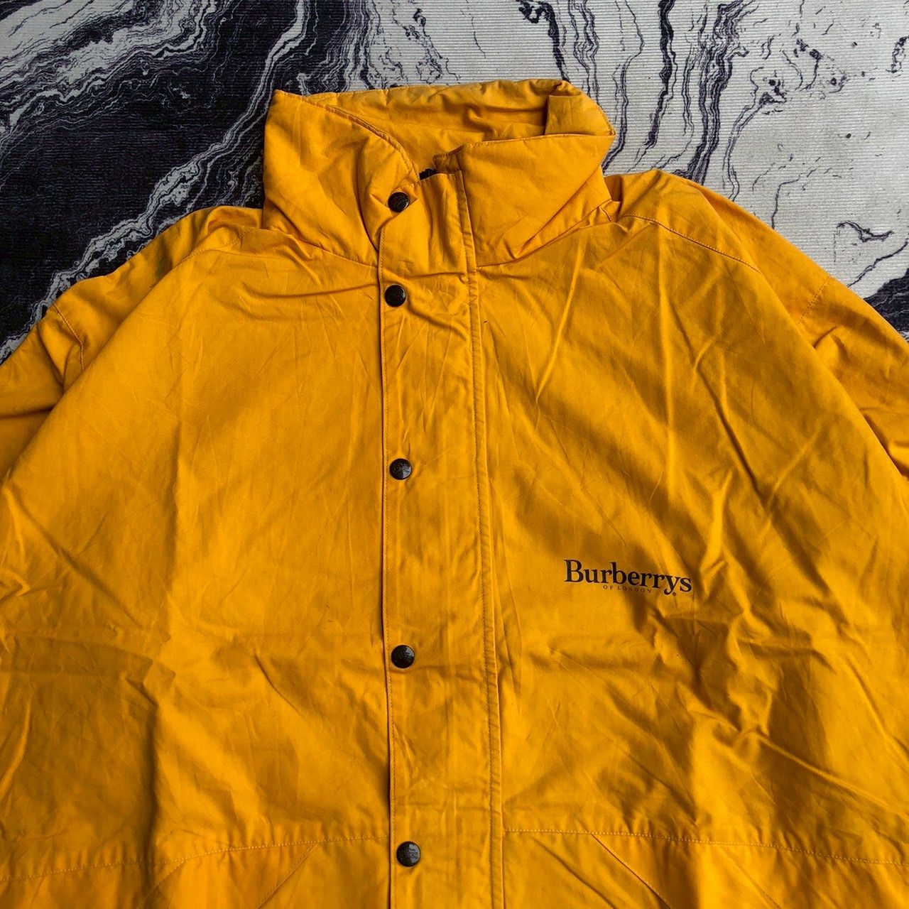 Burberry RARE Vintage Burberrys Yellow Windbreaker Jackets Size US L / EU 52-54 / 3 - 3 Thumbnail