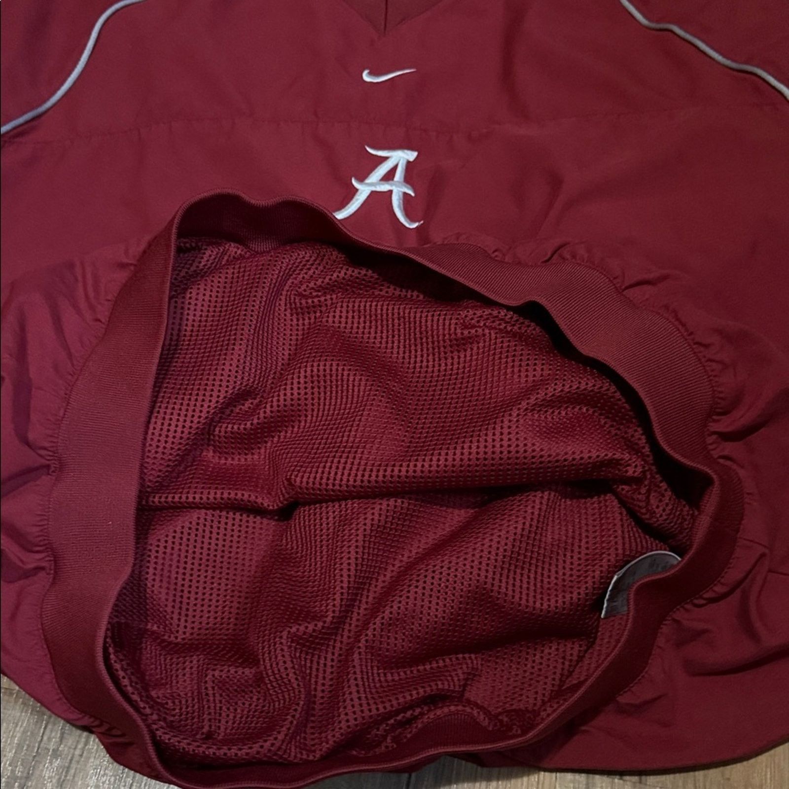 Nike 90s Nike Alabama Crimson Tide Center Swoosh Windbreaker Size US XL / EU 56 / 4 - 6 Thumbnail