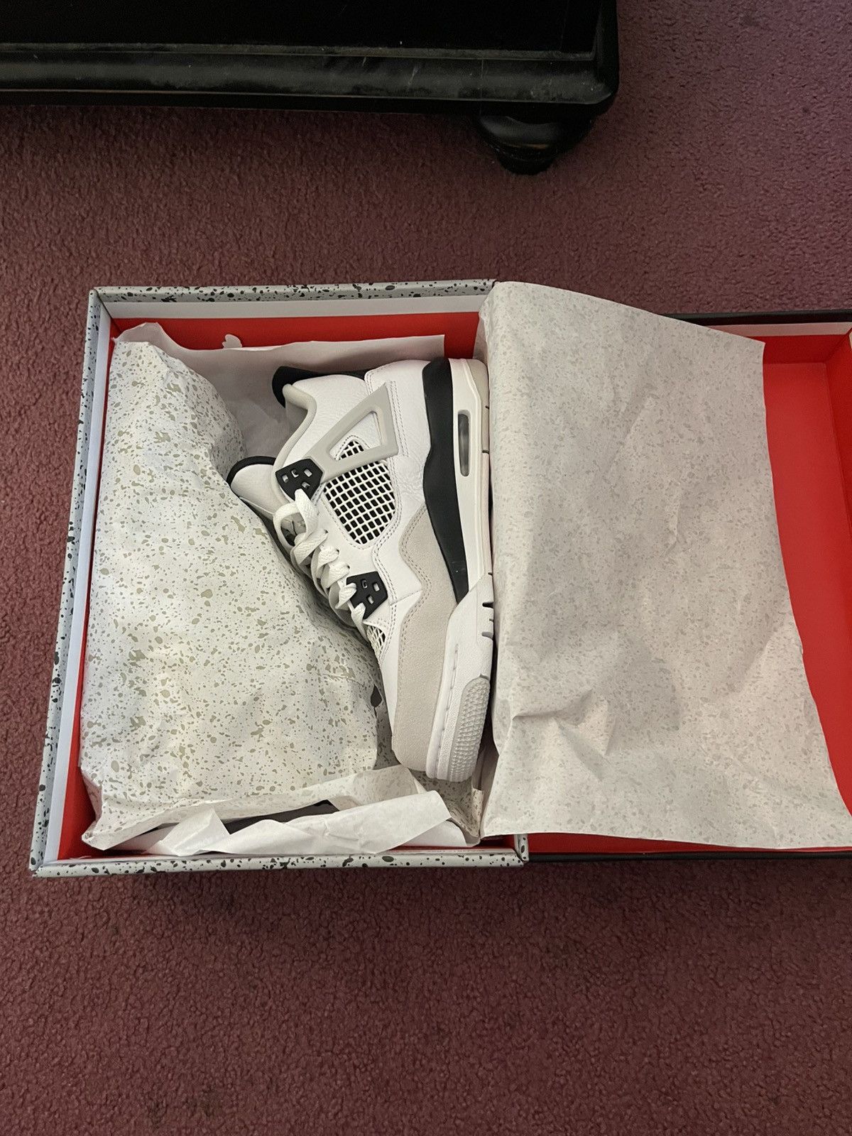 Nike Unisex air jordan 4 retro (GS) brand new with boxes Size US 6 / EU 39 - 2 Thumbnail