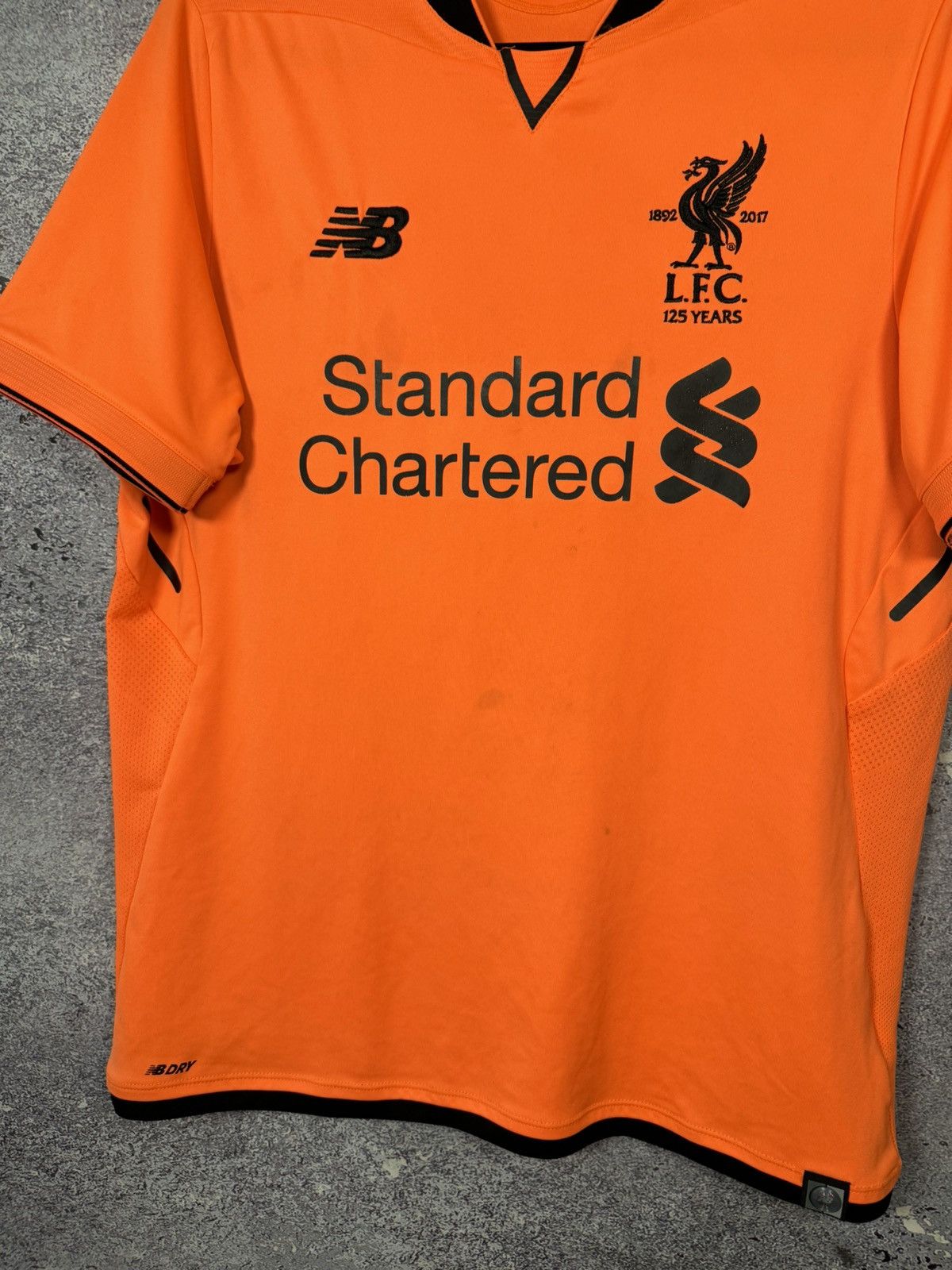 New Balance × Vintage Vintage Liverpool 2017/18 Third New Balance Soccer Jersey Size US M / EU 48-50 / 2 - 5 Thumbnail