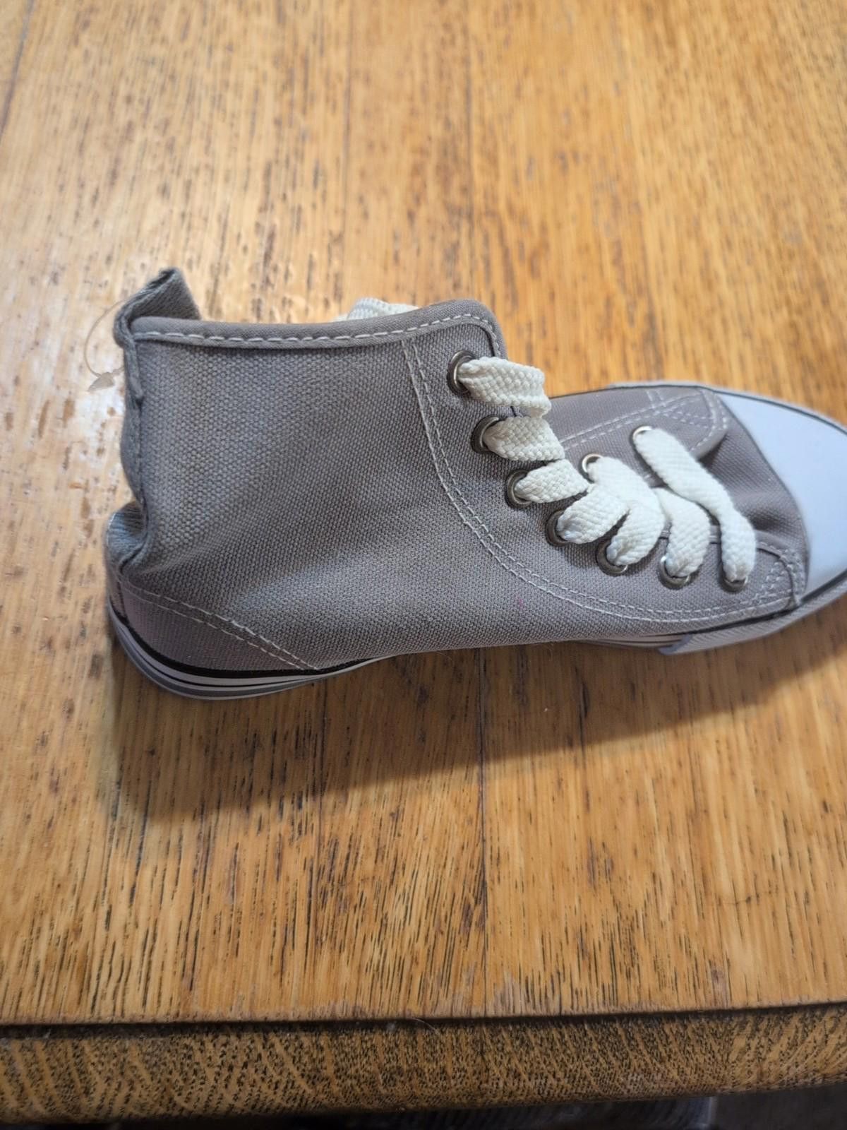 H&M H&M high Top Grey And White Women's Shoes Size 3 Size US 7.5 / IT 37.5 - 4 Thumbnail