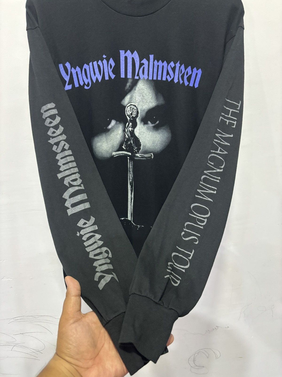 Band Tees Vintage Yngwie Malmsteen Japan 1995 Tshirt Size US L / EU 52-54 / 3 - 4 Thumbnail
