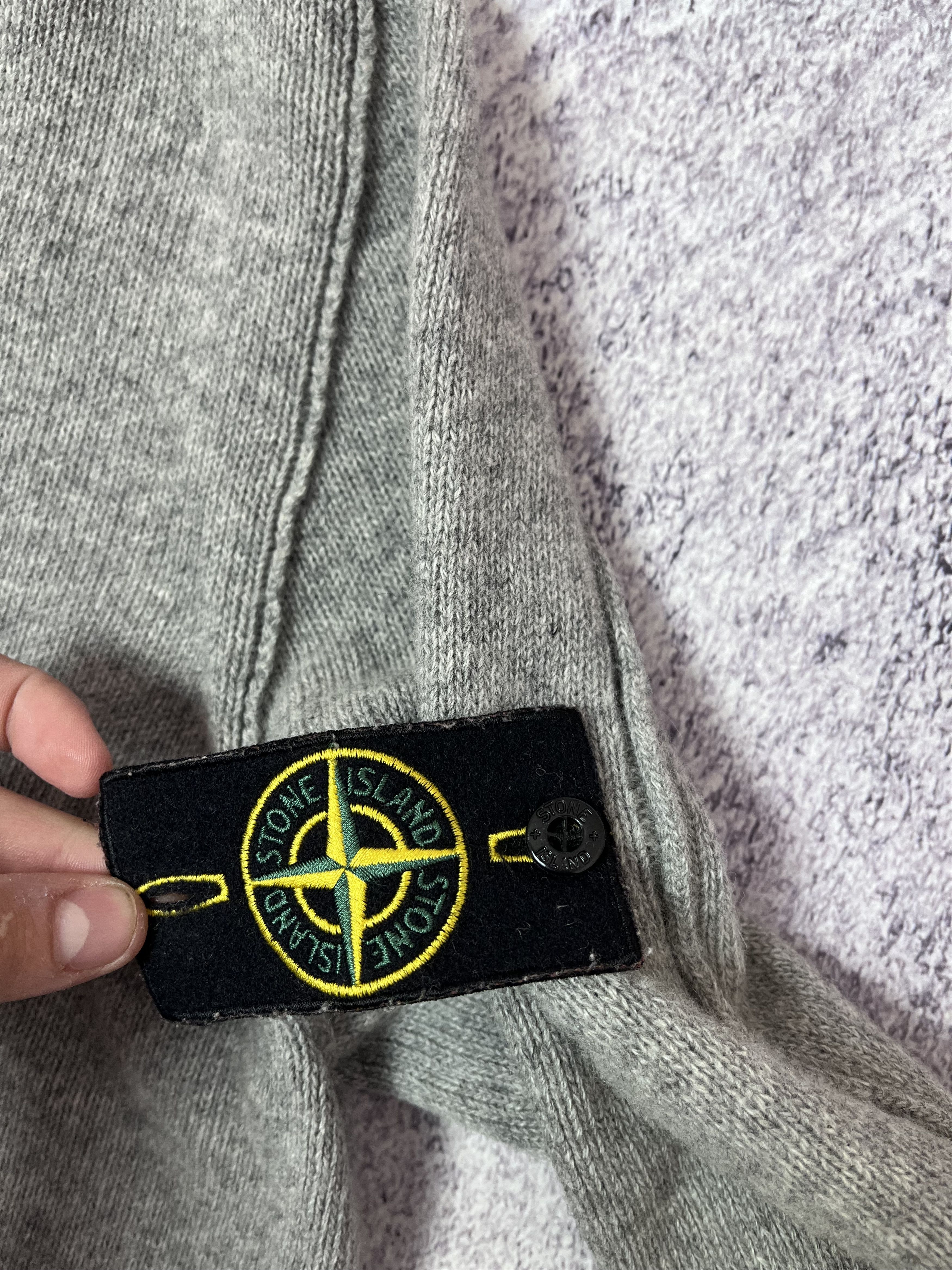 Stone Island × Vintage Vintage men’s sweater Stone Island size M Size US M / EU 48-50 / 2 - 12 Thumbnail