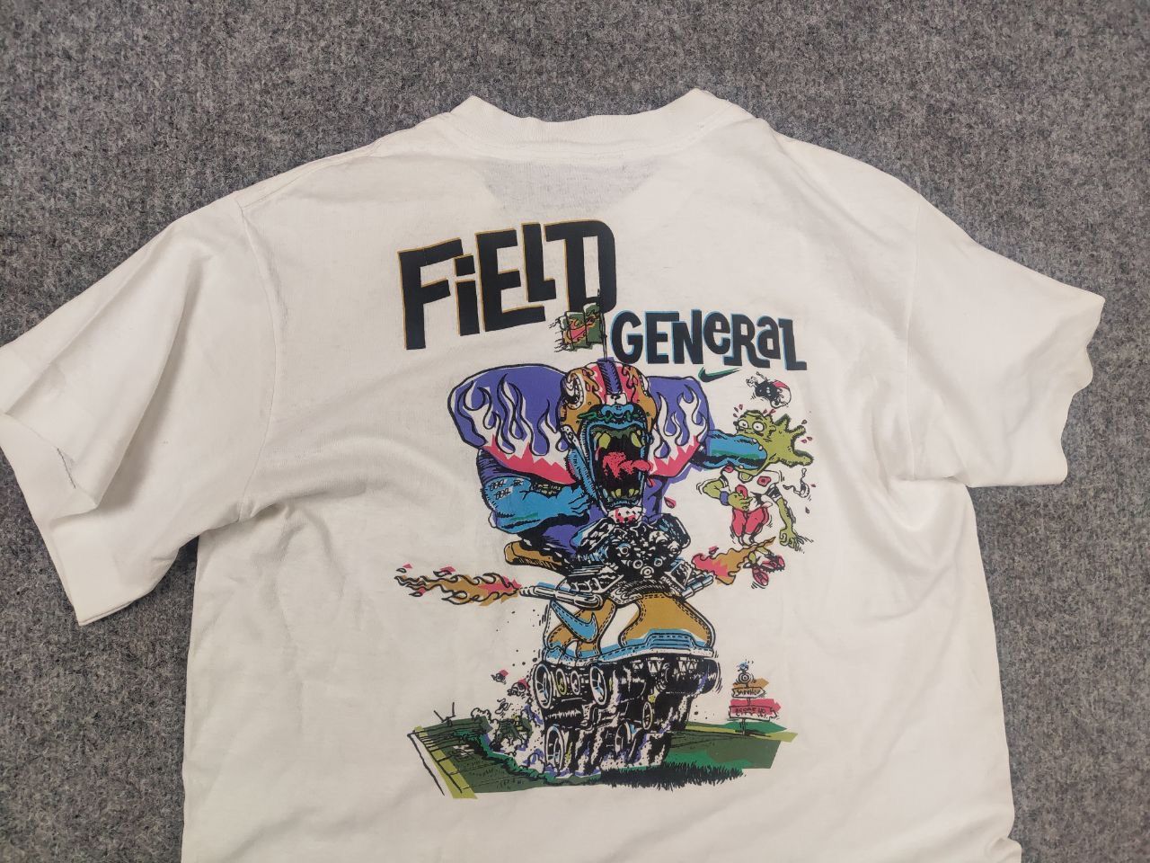 Nike Rare Vintage 80s Nike Field General flame Swoosh Tee T shirt Size US L / EU 52-54 / 3 - 16 Thumbnail