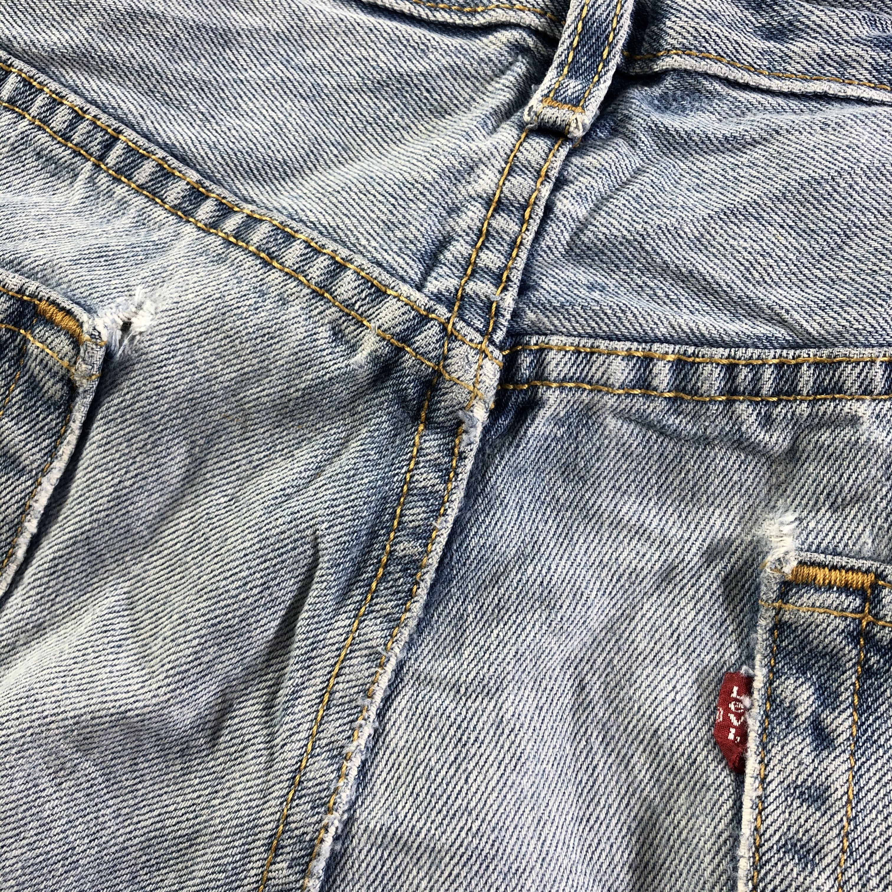 Levi's Vintage 90s Blue Wash Levis 501 Jeans-J3005 Size US 34 / EU 50 - 8 Thumbnail