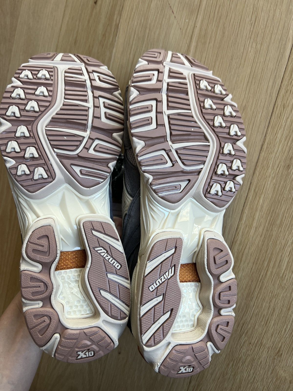 Mizuno Mizuno wave rider Size US 8 / EU 41 - 6 Thumbnail