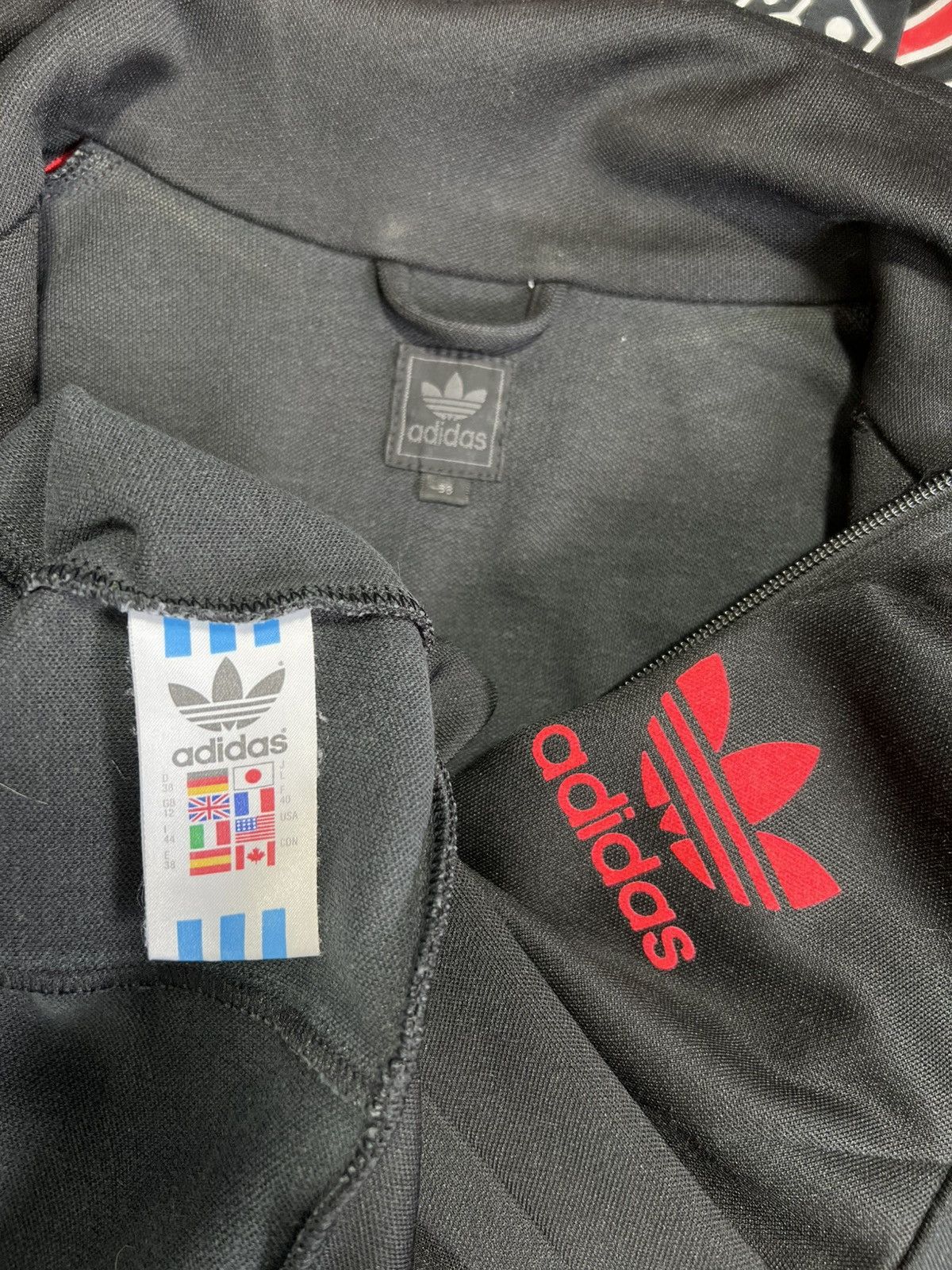 Adidas Sweatshirt Adidas Stripes Vintage 90’s Zipped Unisex Size US M / EU 48-50 / 2 - 3 Thumbnail