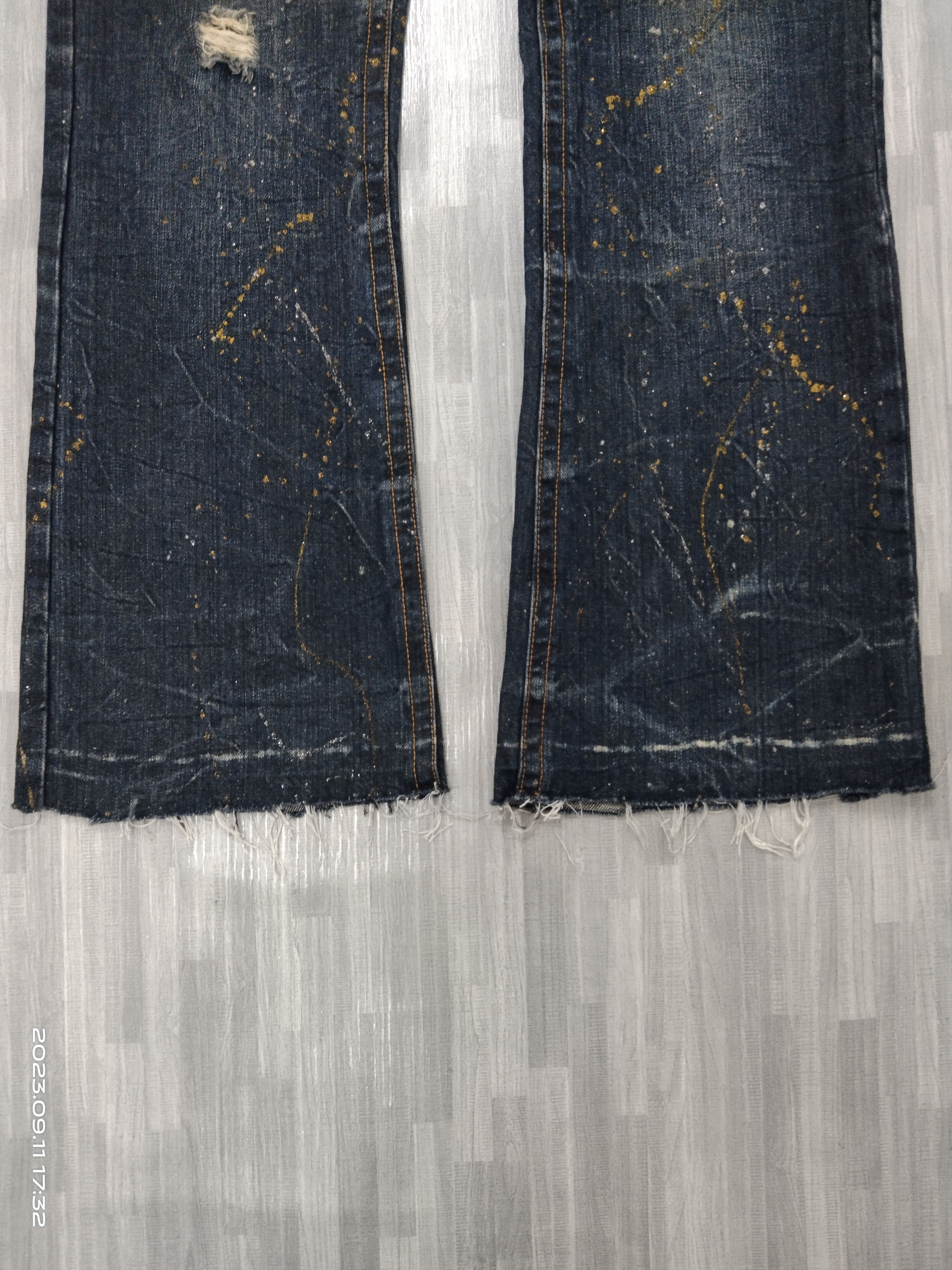 Japanese Brand FLARE SICK SPLATTER ORIGINAL JEANS DENIM PANTS Size US 31 - 6 Thumbnail