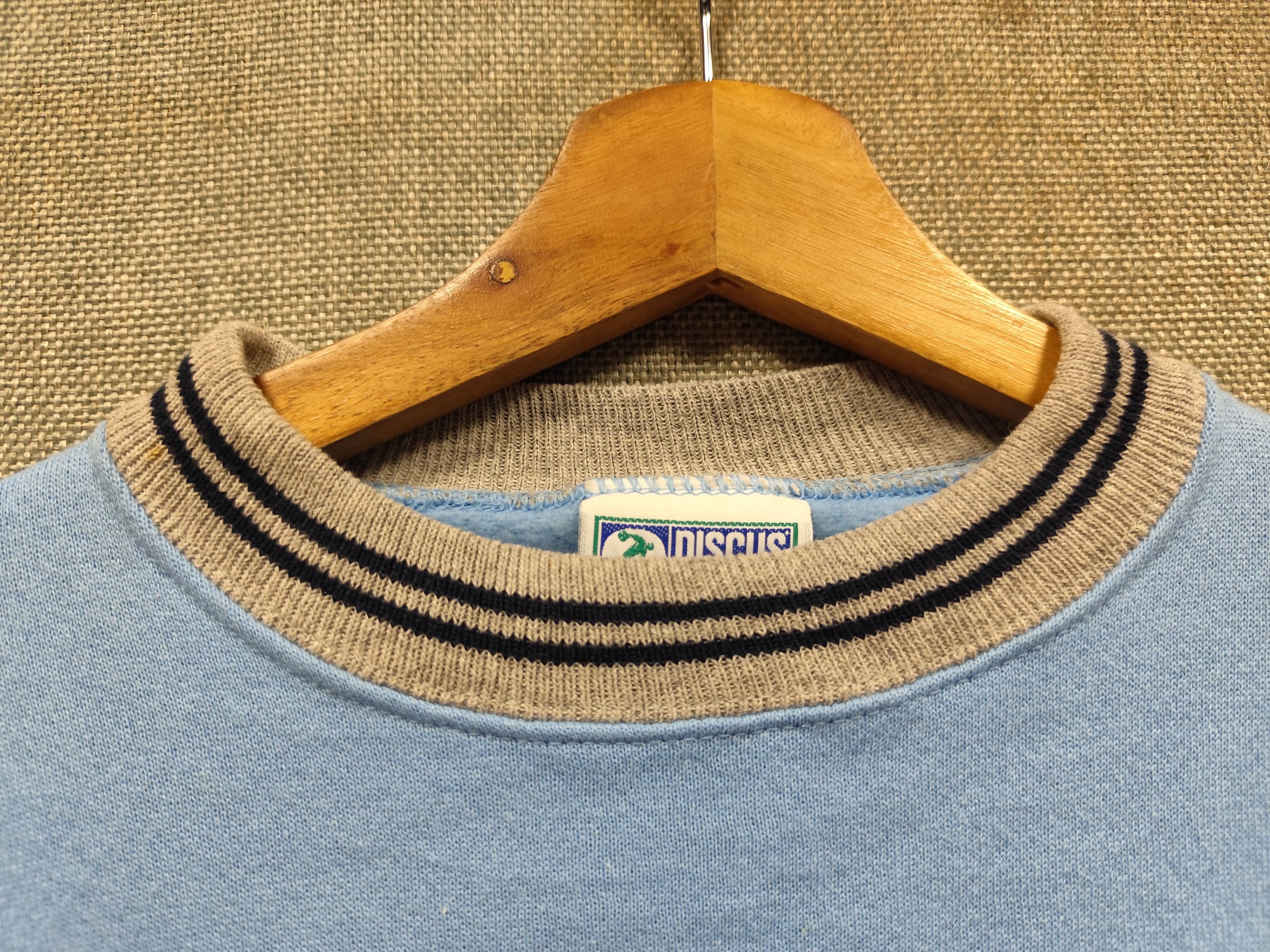 Vintage vintage 90s sweatshirt discus athletic Size US M / EU 48-50 / 2 - 3 Thumbnail