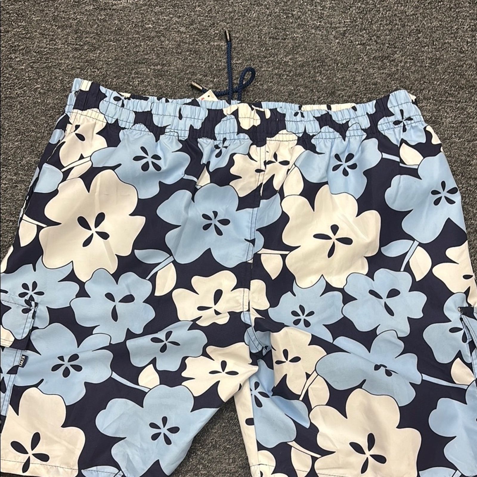 Other NWT Kiwi Navy and Light Blue Floral Men's Shorts Size XXL Size US 44 / EU 60 - 6 Thumbnail