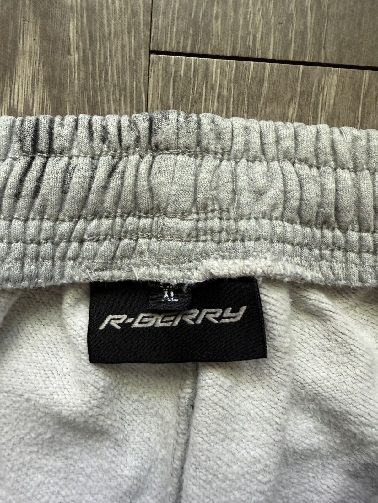 The GV Gallery GV Gallery Graffiti Sweatpants Size US 36 / EU 52 - 3 Thumbnail