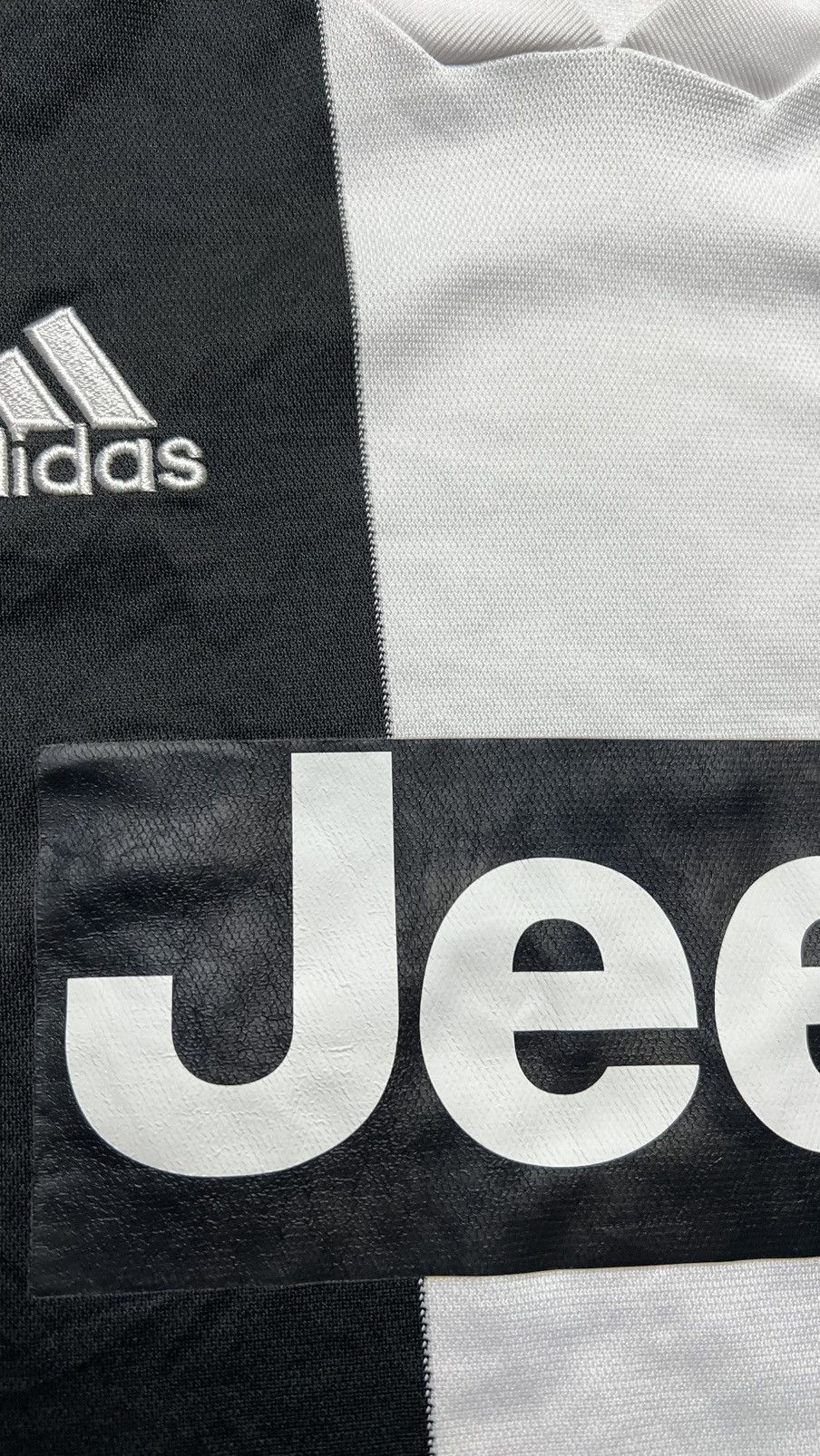 Adidas 2018-2019 Juventus adias jeep jersey Size US L / EU 52-54 / 3 - 4 Thumbnail