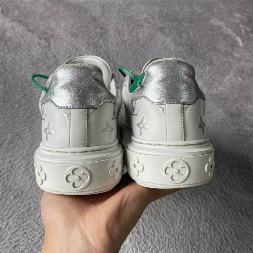 Louis Vuitton Louis Vuitton low-top shoes Size US 6.5 / IT 36.5 - 3 Thumbnail