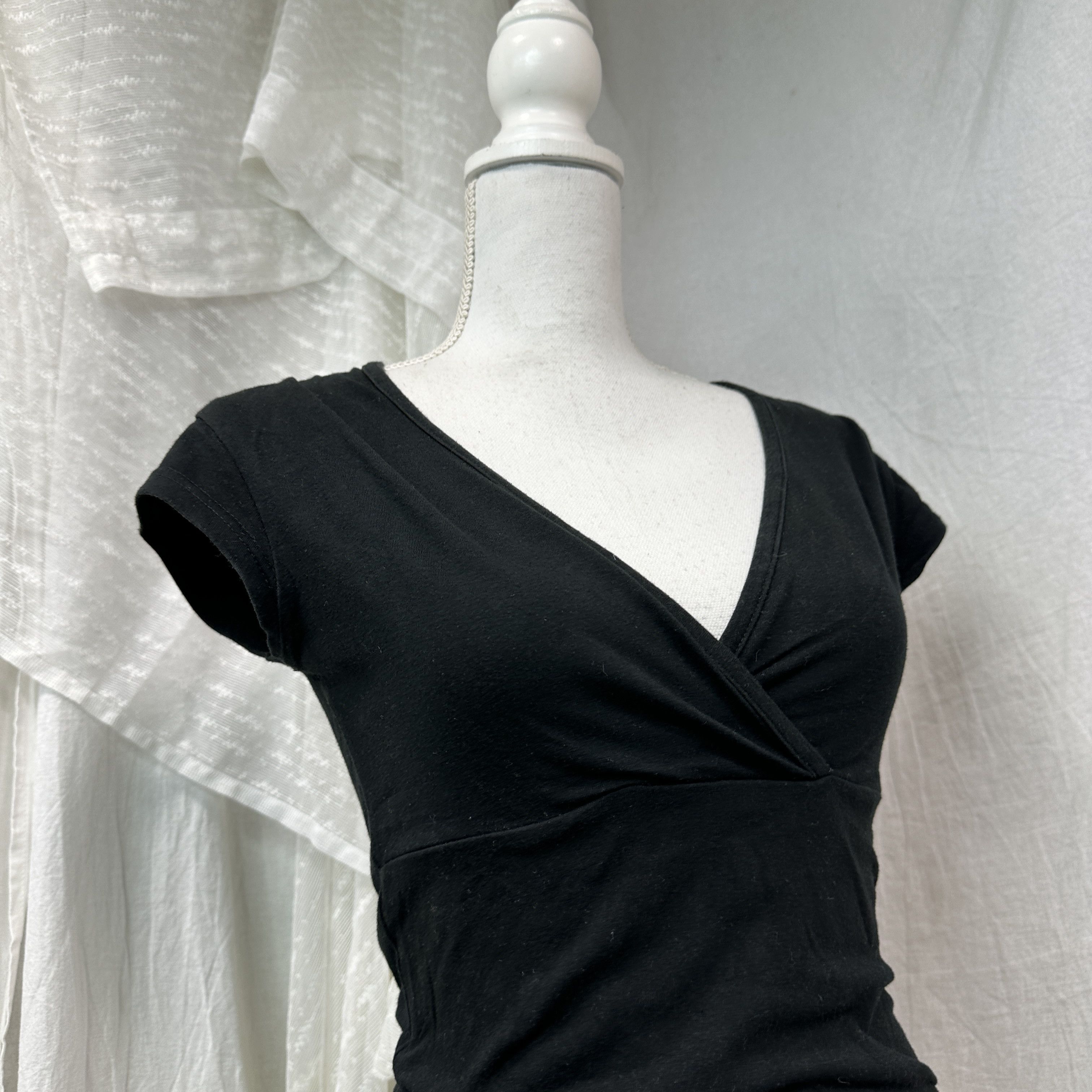 Vintage Vintage Avant Garde Grunge Opium Fitted T-shirt 00s Size L / US 10 / IT 46 - 4 Thumbnail