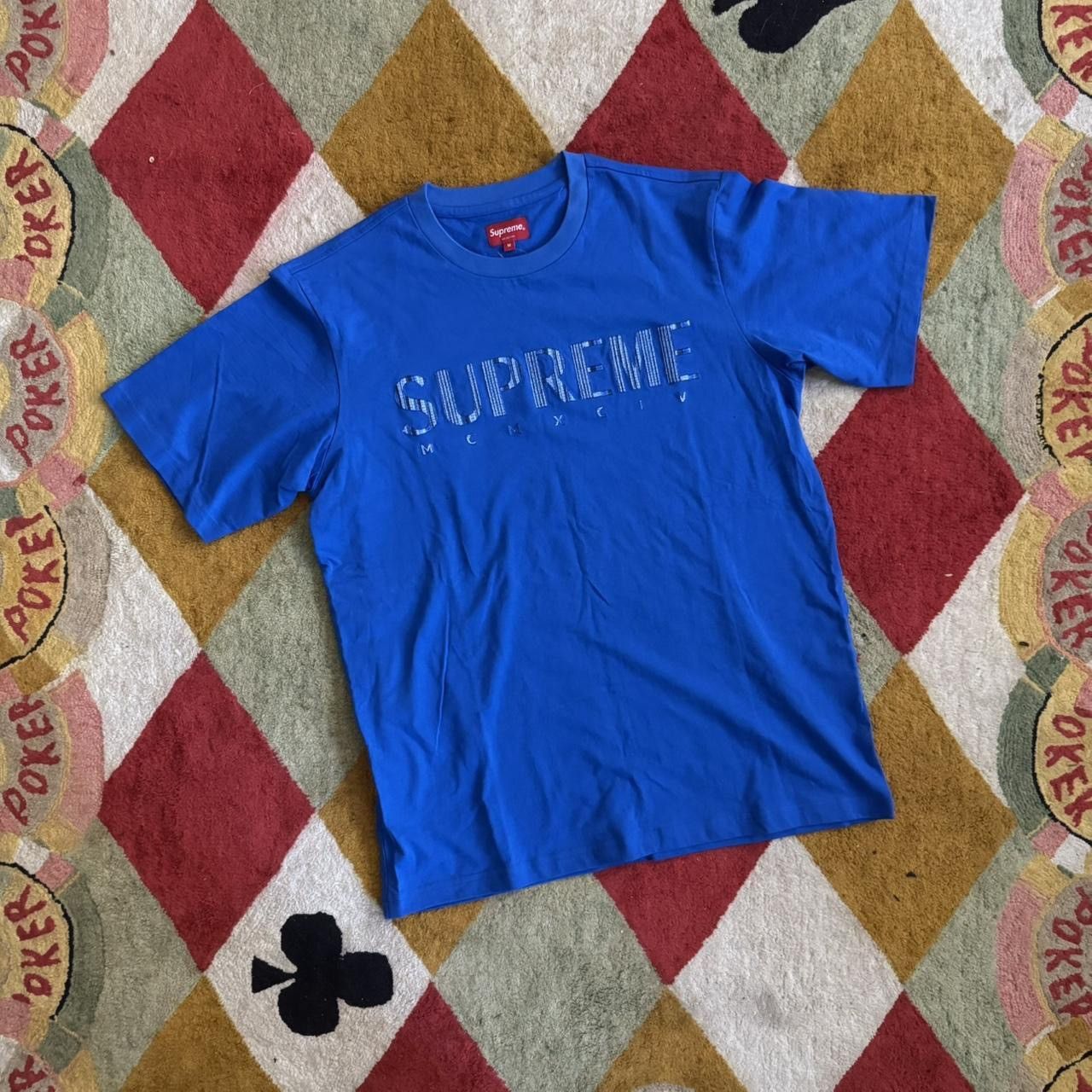 Supreme Gradient Logo tee