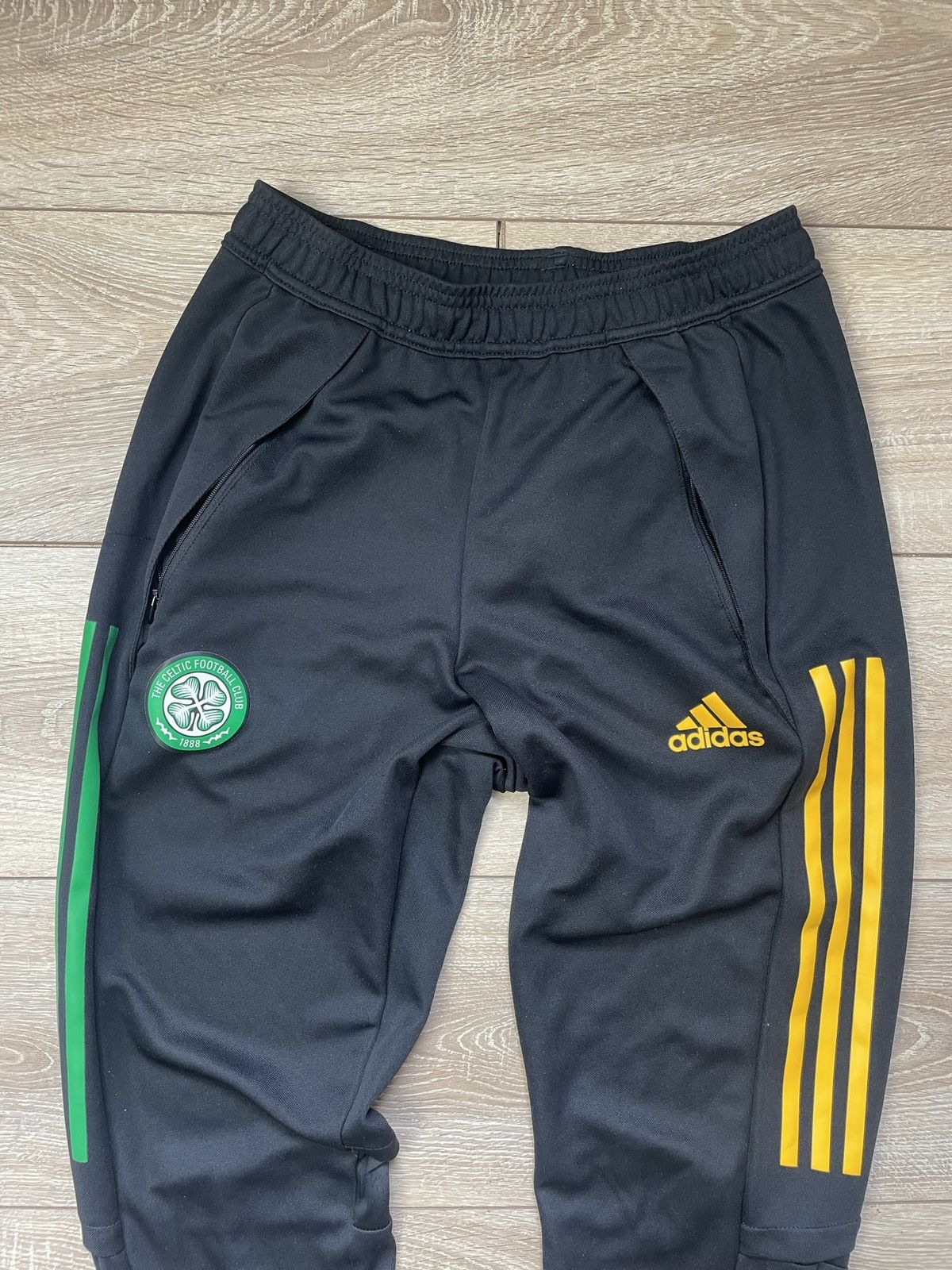 Adidas Glasgow Celtic Adidas Training Pants Size US 34 / EU 50 - 2 Thumbnail