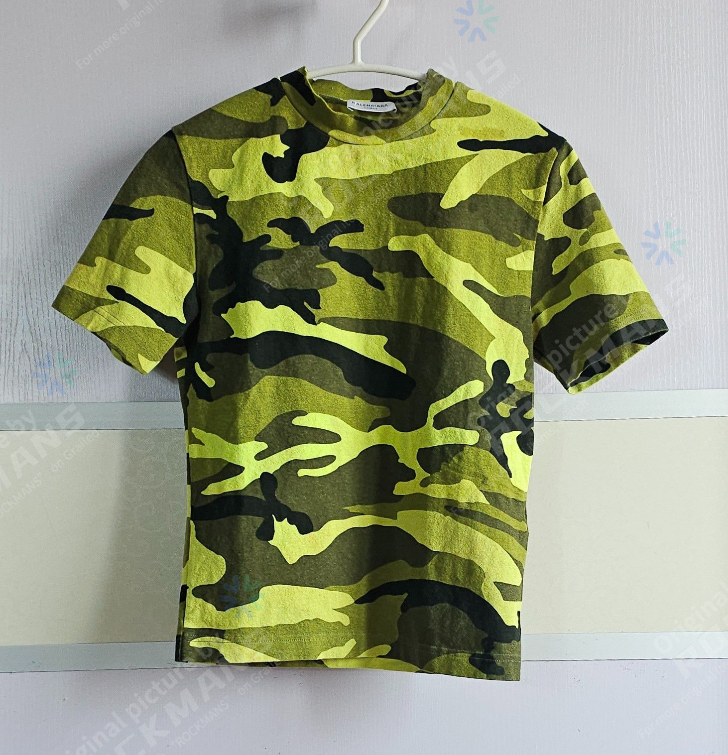 Balenciaga Balenciaga woman camo short sleeve t-shirts size M Size M / US 6-8 / IT 42-44 - 1 Thumbnail