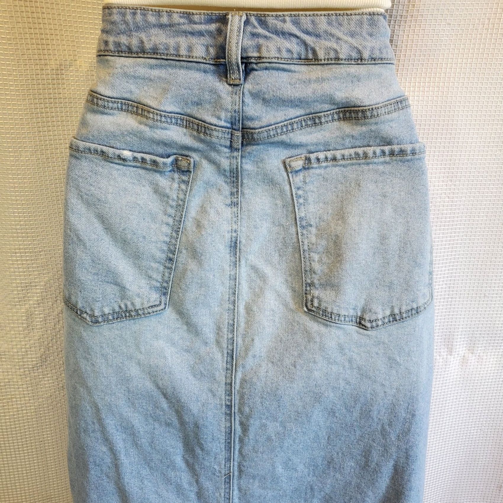 Forever 21 FOREVER 21 Skirt Womens L Blue Denim Asymmetrical Maxi Lightwash Fringe Cowgirl Size 36" / US 14 / IT 50 - 6 Thumbnail