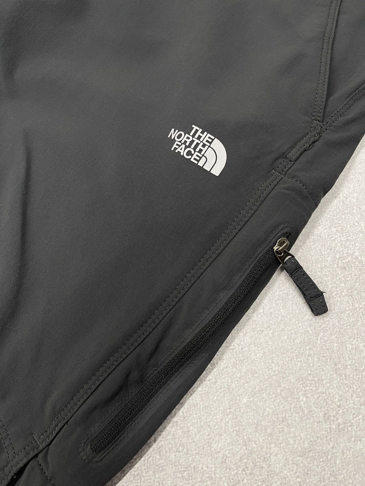 The North Face Mens The North Face Nylon Pants Grey Outdoor Gorpcore Size US 34 / EU 50 - 4 Thumbnail