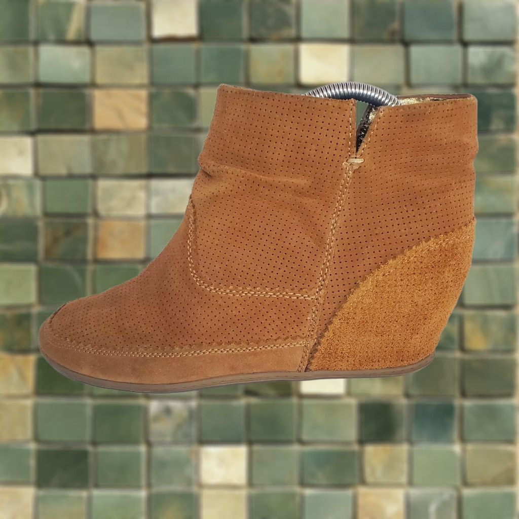 Dolce Vita Dolce Vita Women Bootie Brown Suede Boho Zip Ankle Boot Wedge Sz 9 Size US 9 / IT 39 - 1 Thumbnail