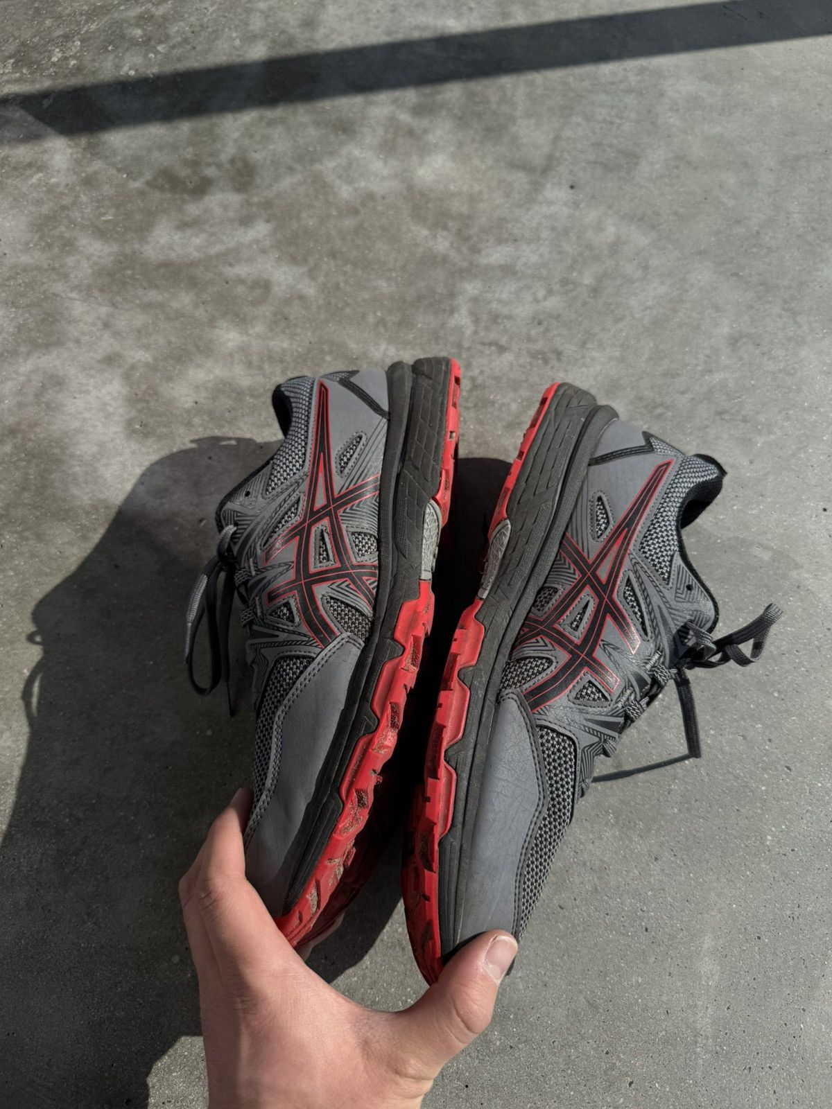 Asics × Onitsuka Tiger Asics Gel-Venture 8 in rare CW and very good conditikn Size US 10 / EU 43 - 4 Thumbnail