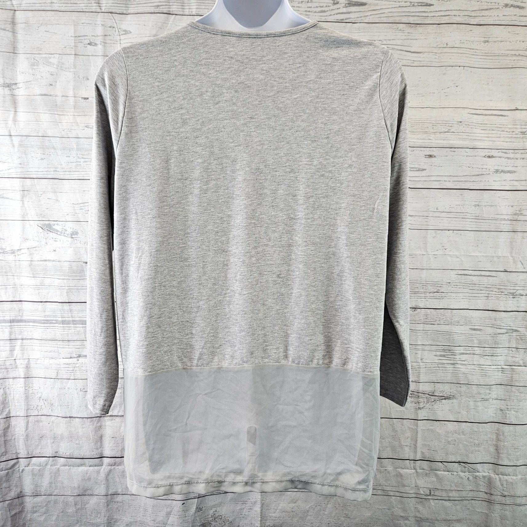 Soft Surroundings Soft Surroundings Womens Top 1X Gray Long Sleeve Chiffon Trim Blouse Size XL / US 12-14 / IT 48-50 - 4 Thumbnail