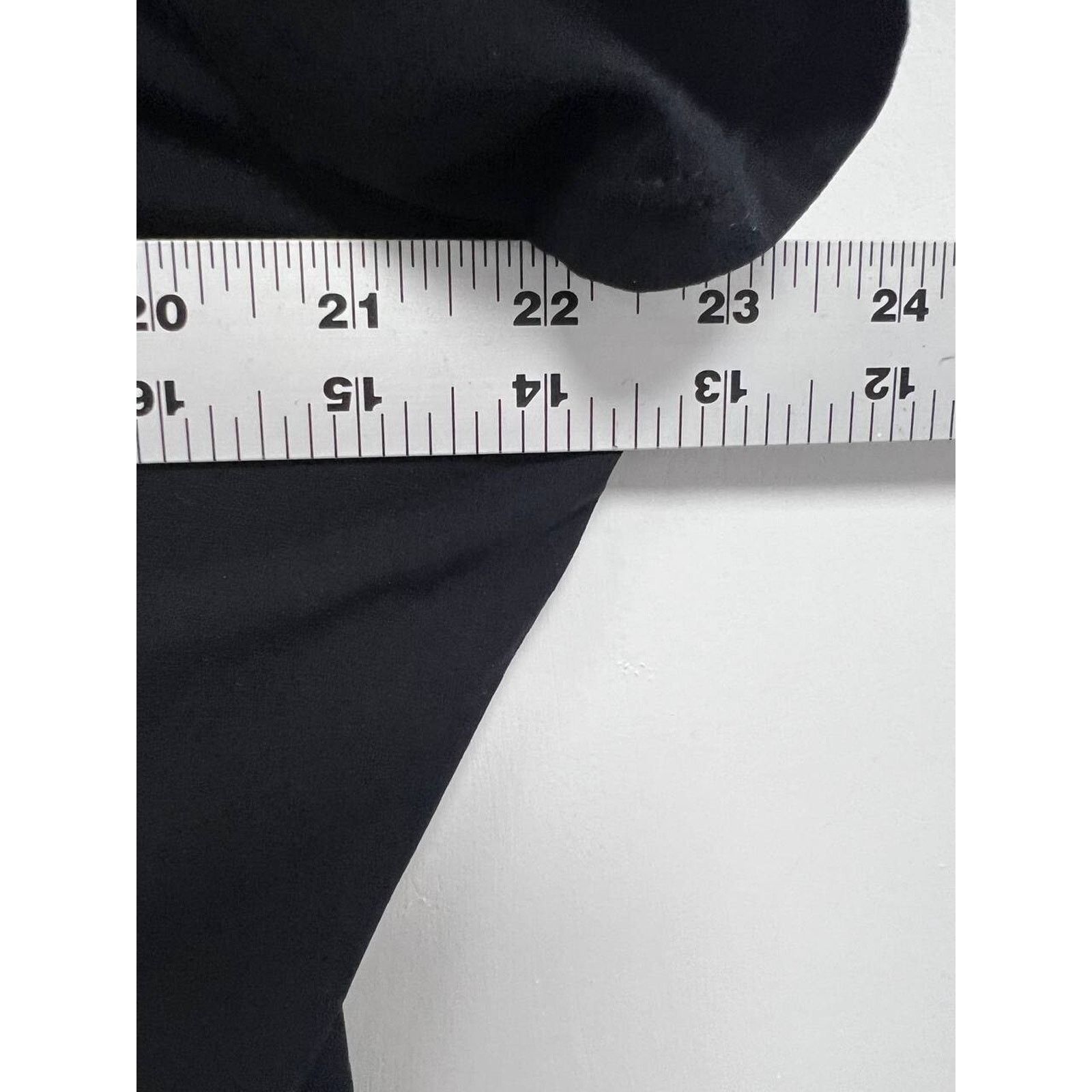 St. John ST. JOHN SPORT Solid Black Santana Scoop Neck Top XL A000037 Size XL / US 12-14 / IT 48-50 - 5 Thumbnail