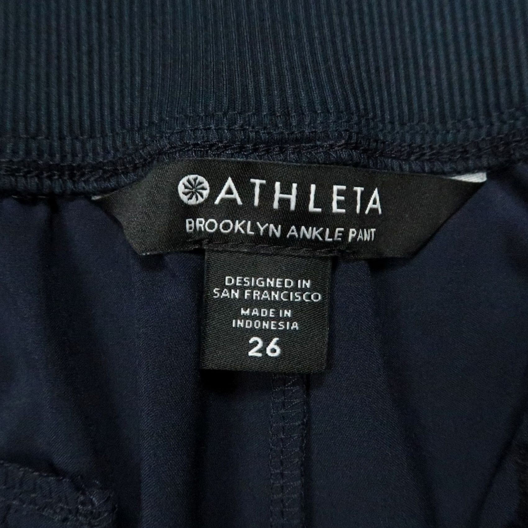 Athleta Athleta Pants Womens 26 Navy Blue Brooklyn Ankle Pant Performance Athletic Size 26" / US 2 / IT 38 - 4 Thumbnail