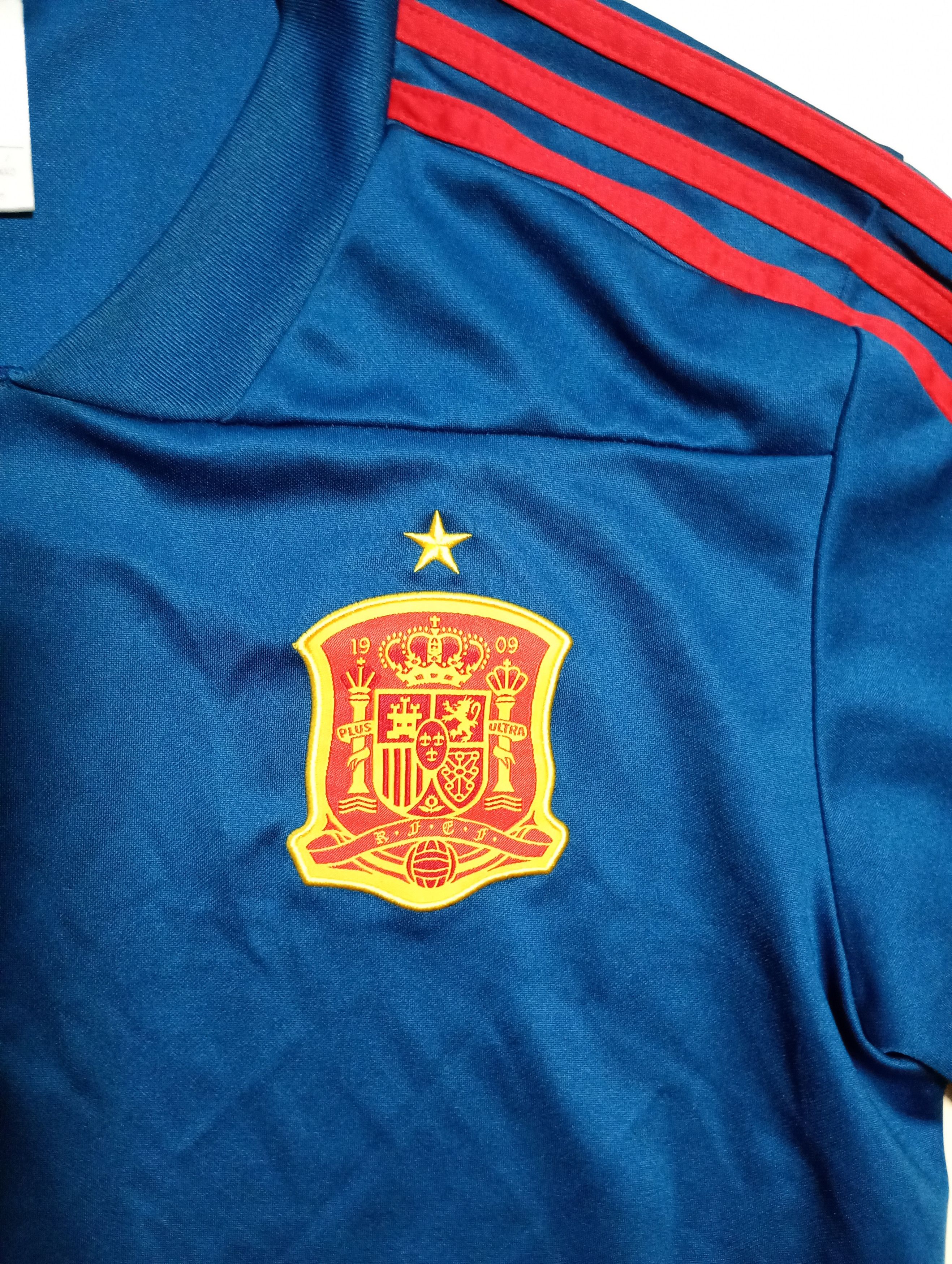 Adidas Adidas Spain Training Top 2017-2018 Size US XL / EU 56 / 4 - 8 Thumbnail