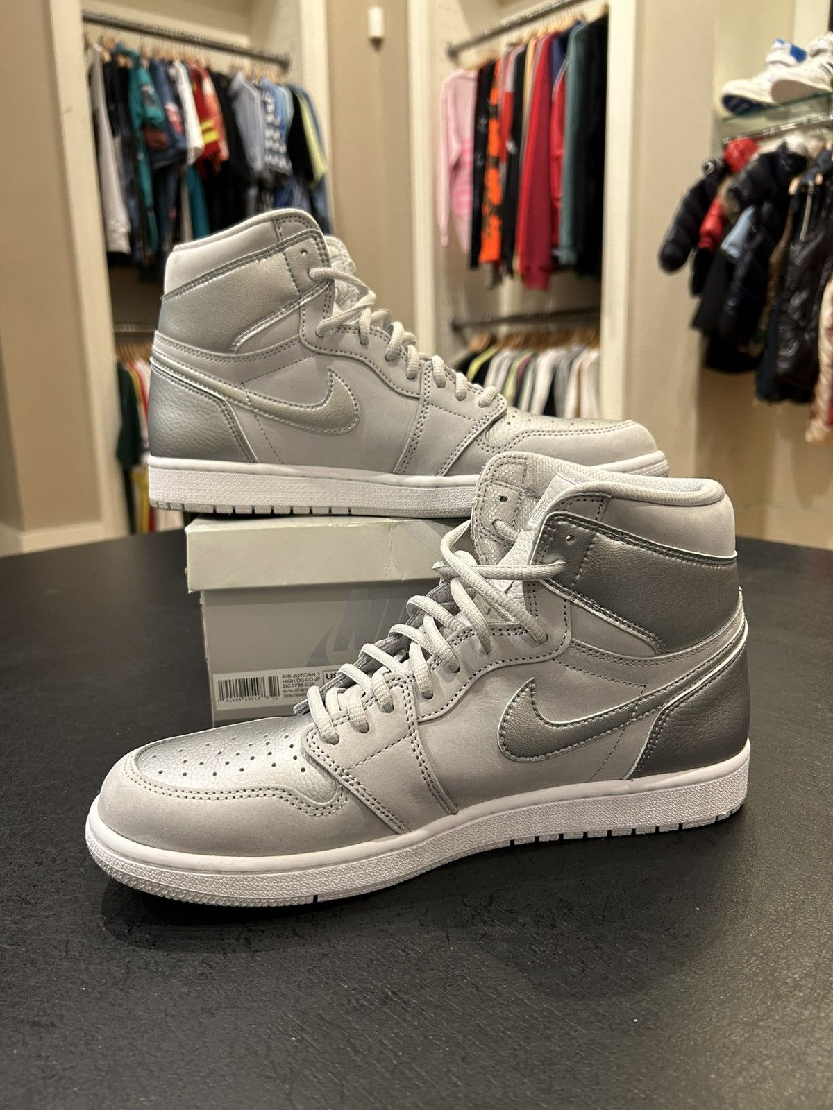 Jordan Brand Jordan 1 Retro High CO.JP Neutral Grey Size US 10.5 / EU 43-44 - 2 Thumbnail