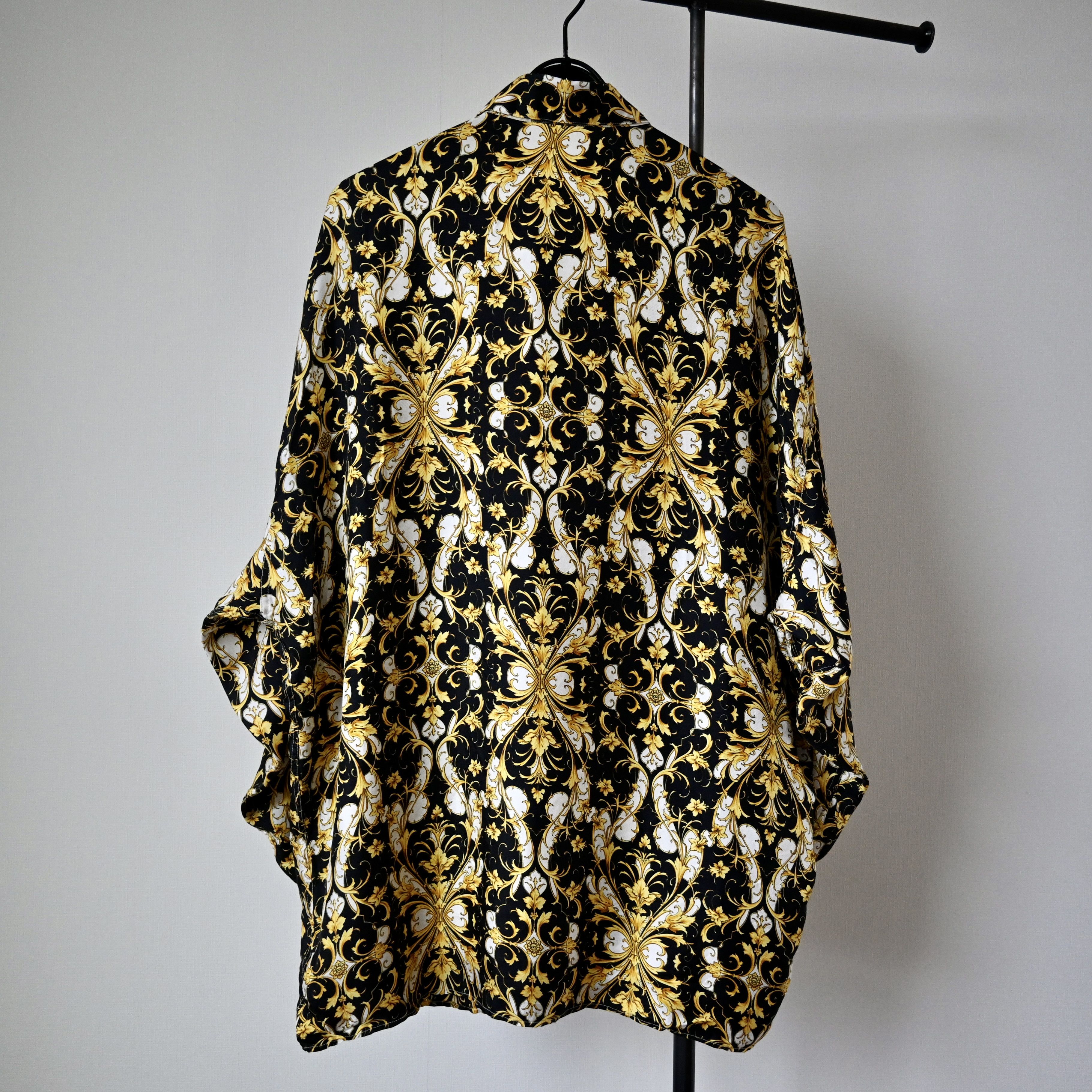 Versace VTG 1990s VERSACE CLASSIC V2 silk shirt made in Spain Size US XL / EU 56 / 4 - 2 Thumbnail