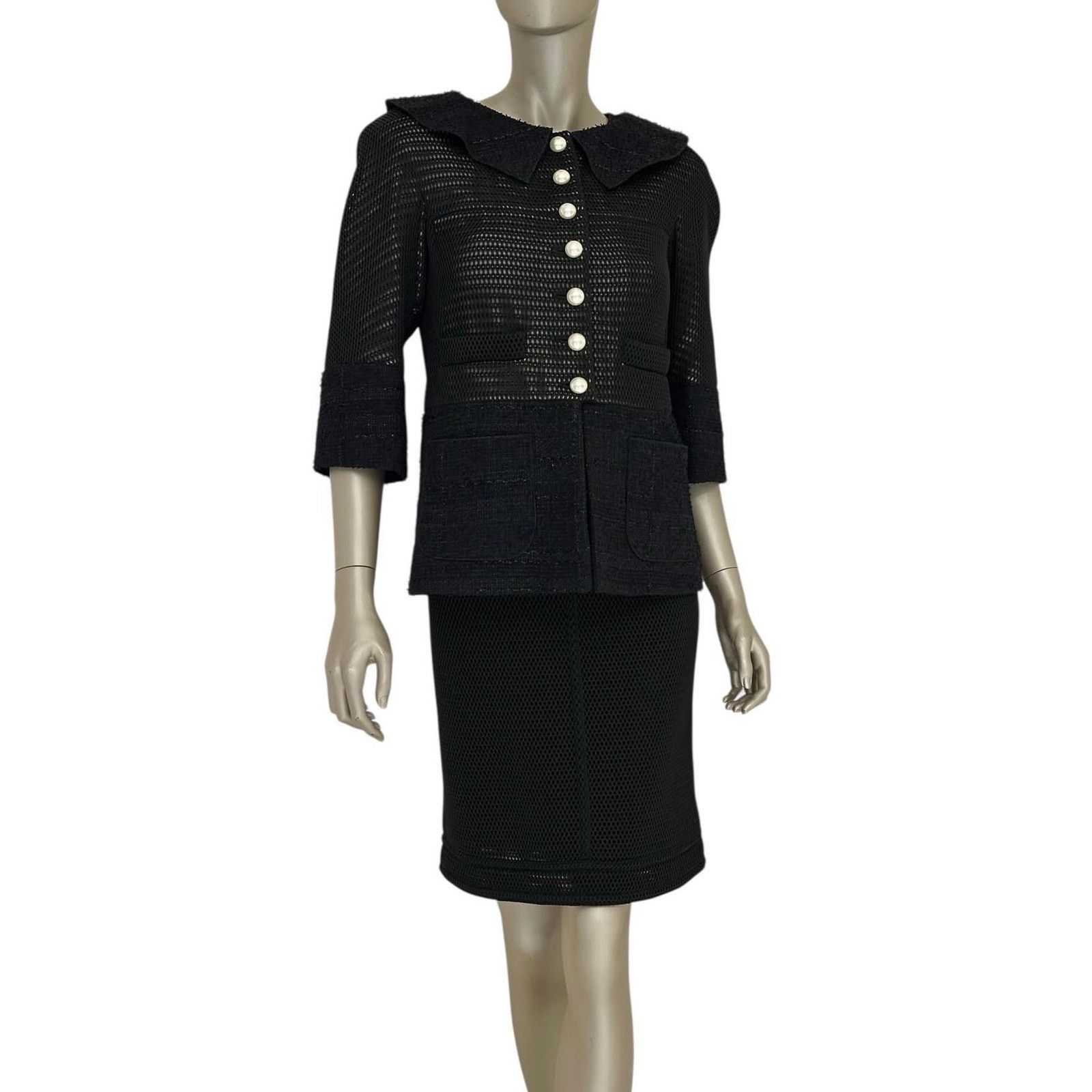 Chanel Elegant Chanel Black Tweed Skirt Suit - Sz 38/40 Size S / US 4 / IT 40 - 1 Thumbnail