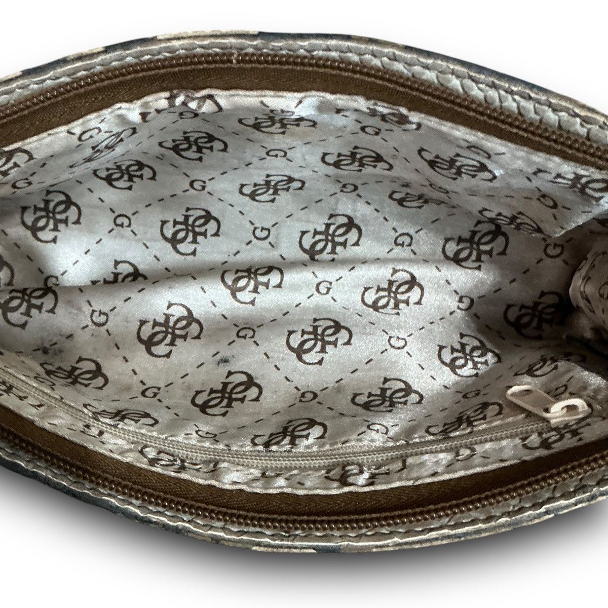 Guess Y2K Vintage Guess Faux Snakeskin Embossed Clutch Wristlet Size ONE SIZE - 6 Thumbnail