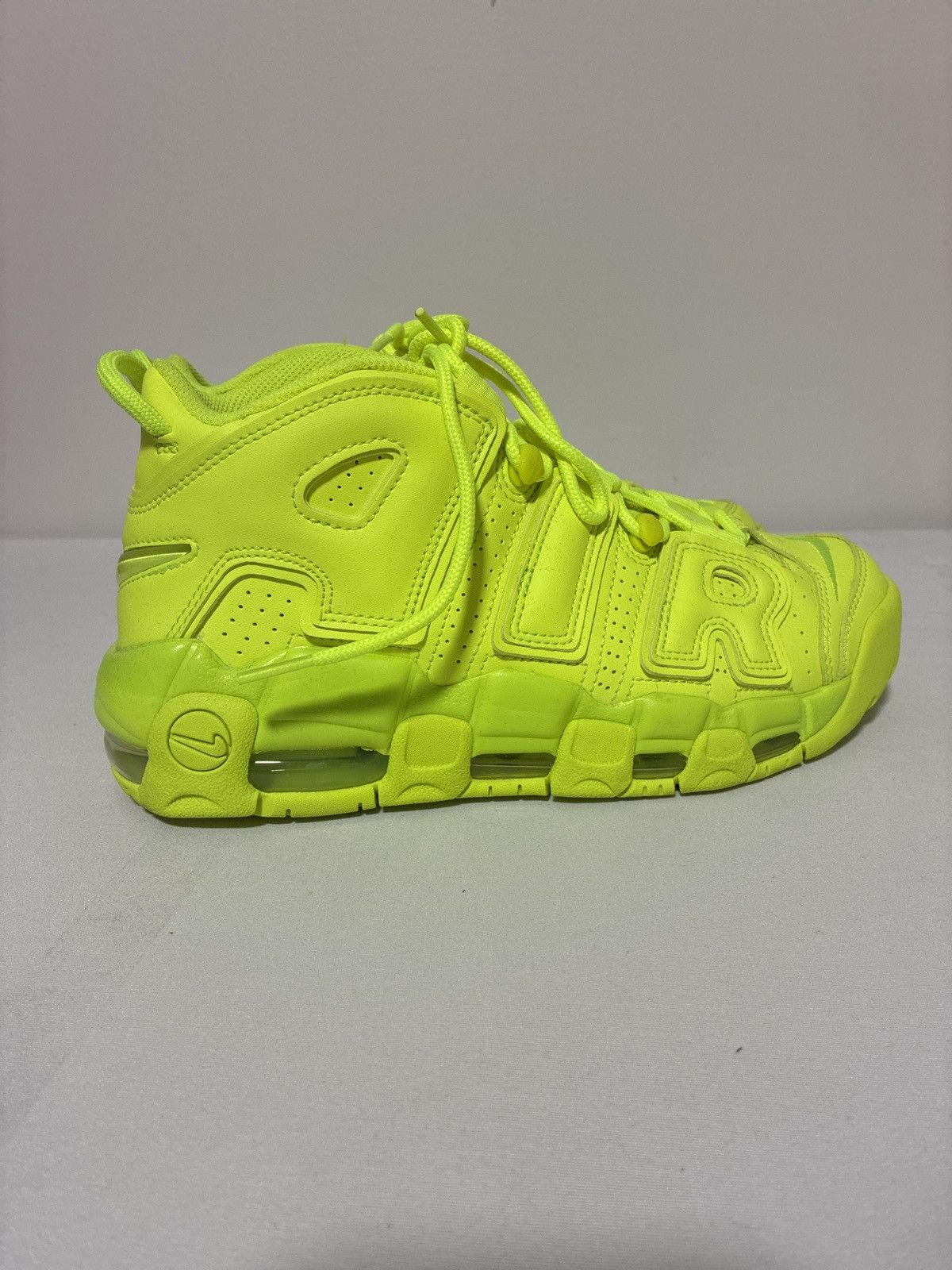 Nike Nike Air More Uptempo '96 'Volt' Size US 7 / EU 40 - 7 Thumbnail