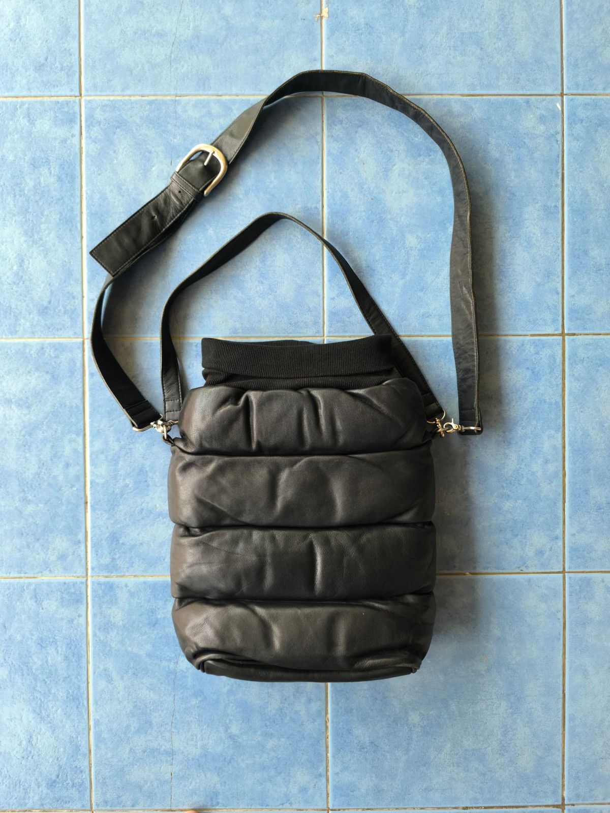 Yohji Yamamoto Kawa-Kawa Leather Puffer Sling Bag in Black, Men's
