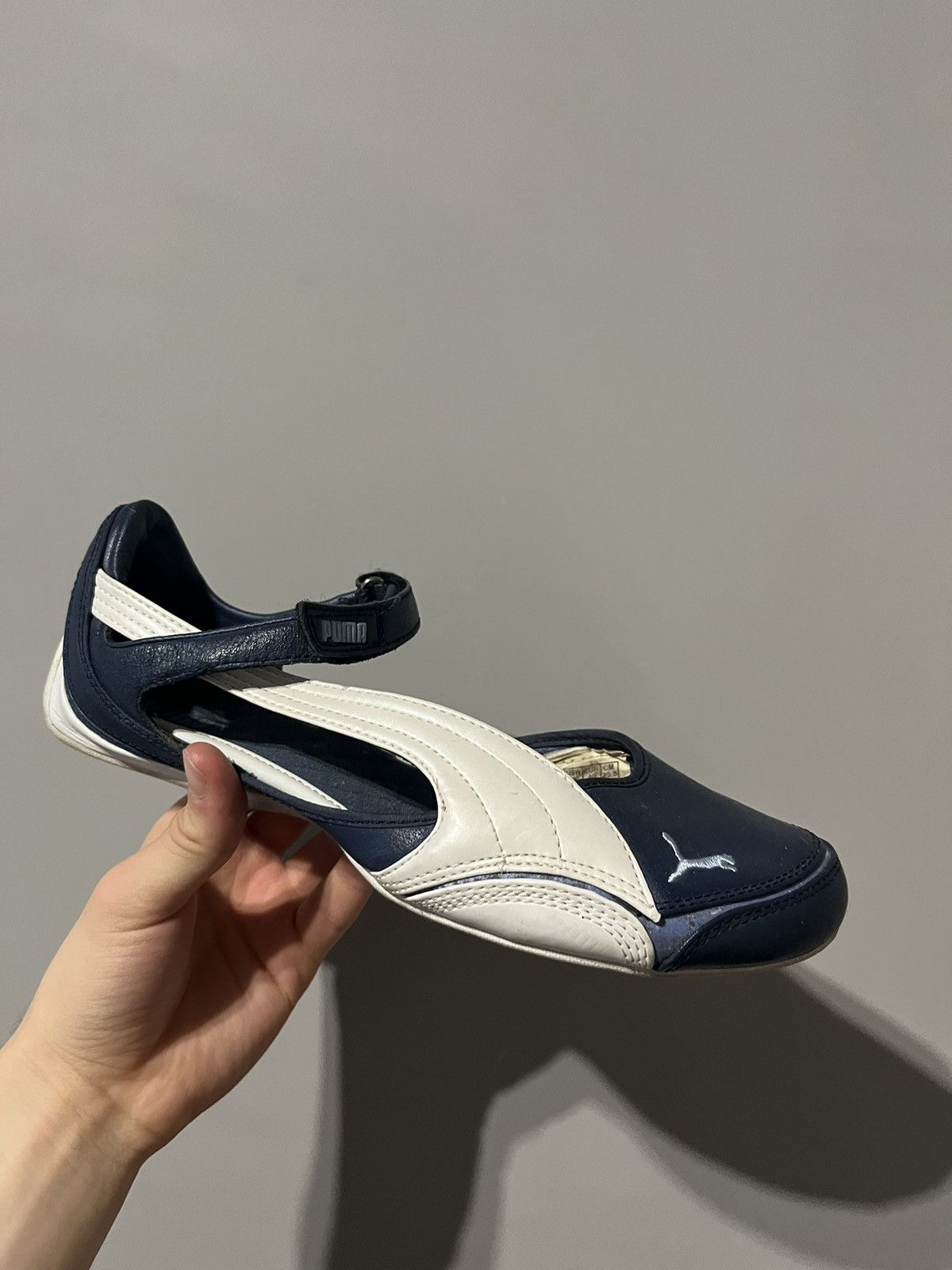 Puma princess shoes deals