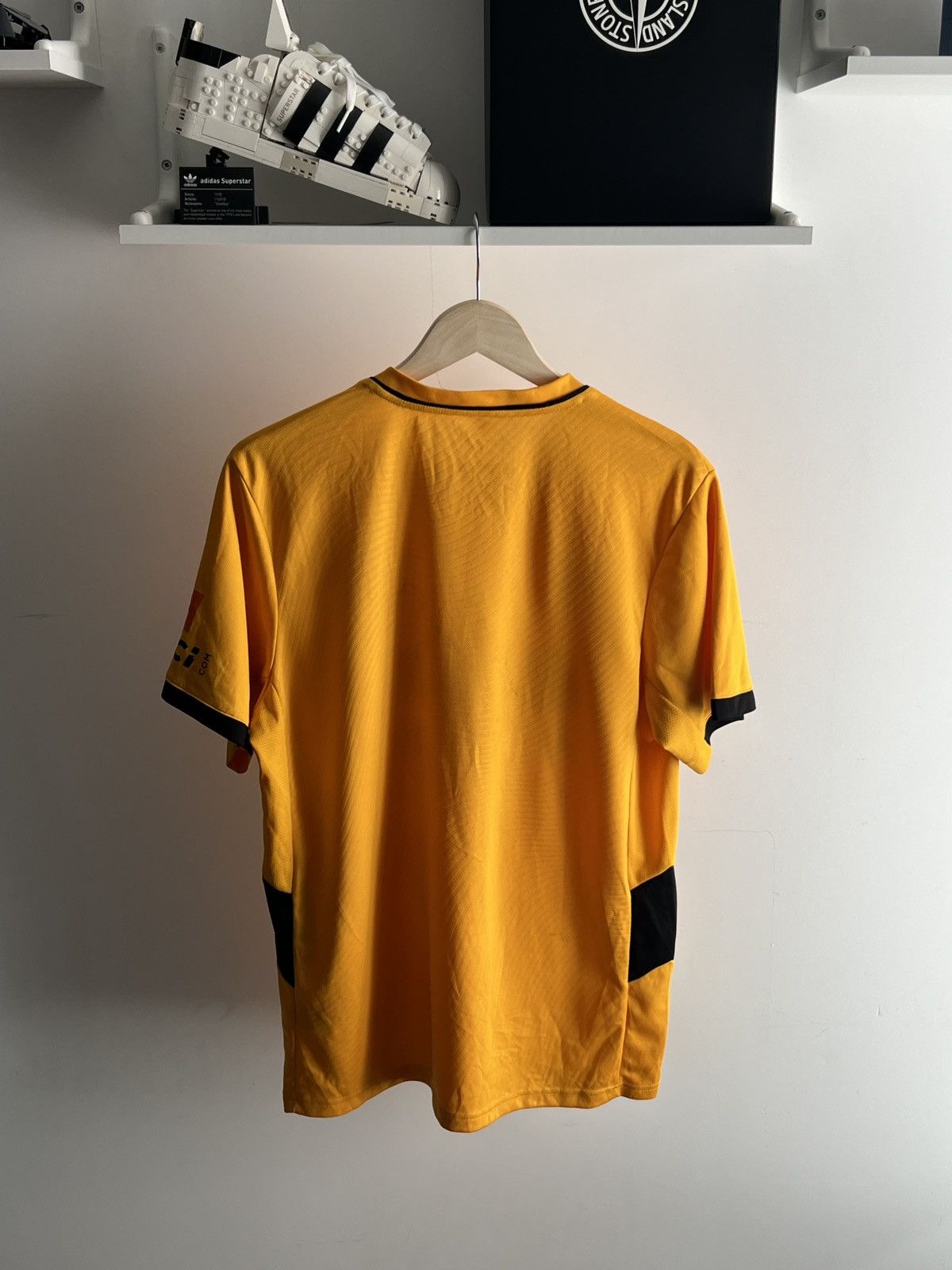 Castore Soccer Jersey Wolverhampton Wanderers 2021/2022 Wolves Home Size US L / EU 52-54 / 3 - 9 Thumbnail