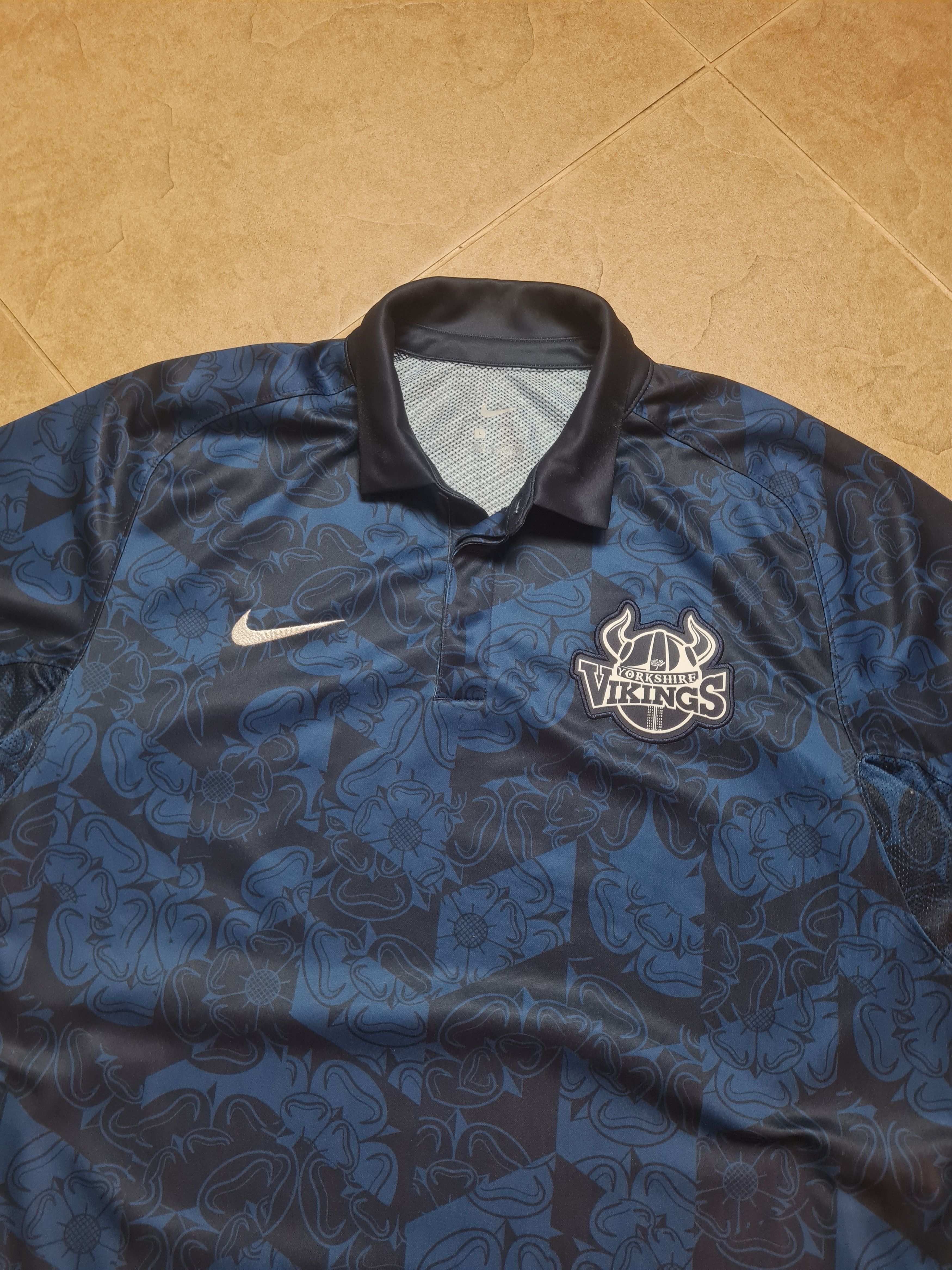 Nike Jersey Nike Cricket Dark Blue Sz L Yorkshire Vikings County Size US L / EU 52-54 / 3 - 14 Thumbnail