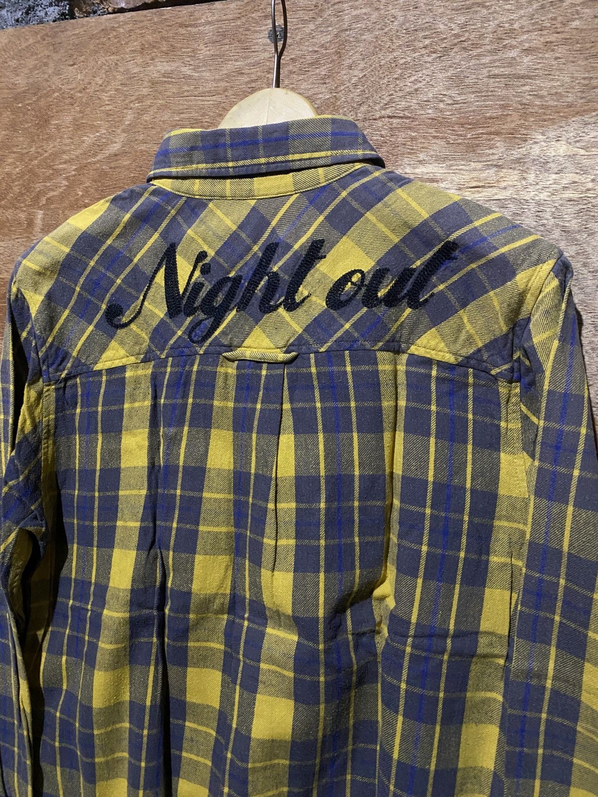 Japanese Brand 💸BINDING OFFER💸 WORLDWIDELOVE NIGHTOUT ON BACK FLANNELSHIRT Size US M / EU 48-50 / 2 - 6 Thumbnail