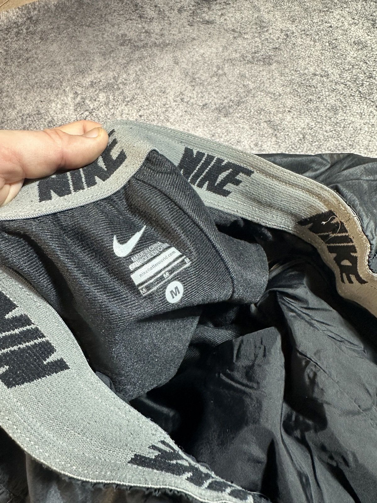 Nike Vintage Nike Pants Rare Joggers Gorpcore Streetwear Y2K USA Size US 32 / EU 48 - 5 Thumbnail