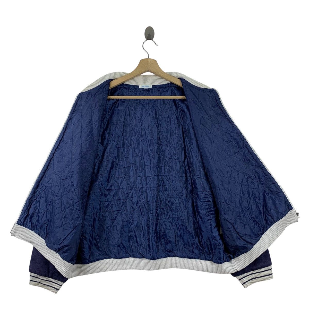 Vintage Vintage YONEX Badminton Japanese Brand Sportsweae Varsity Size US L / EU 52-54 / 3 - 3 Thumbnail