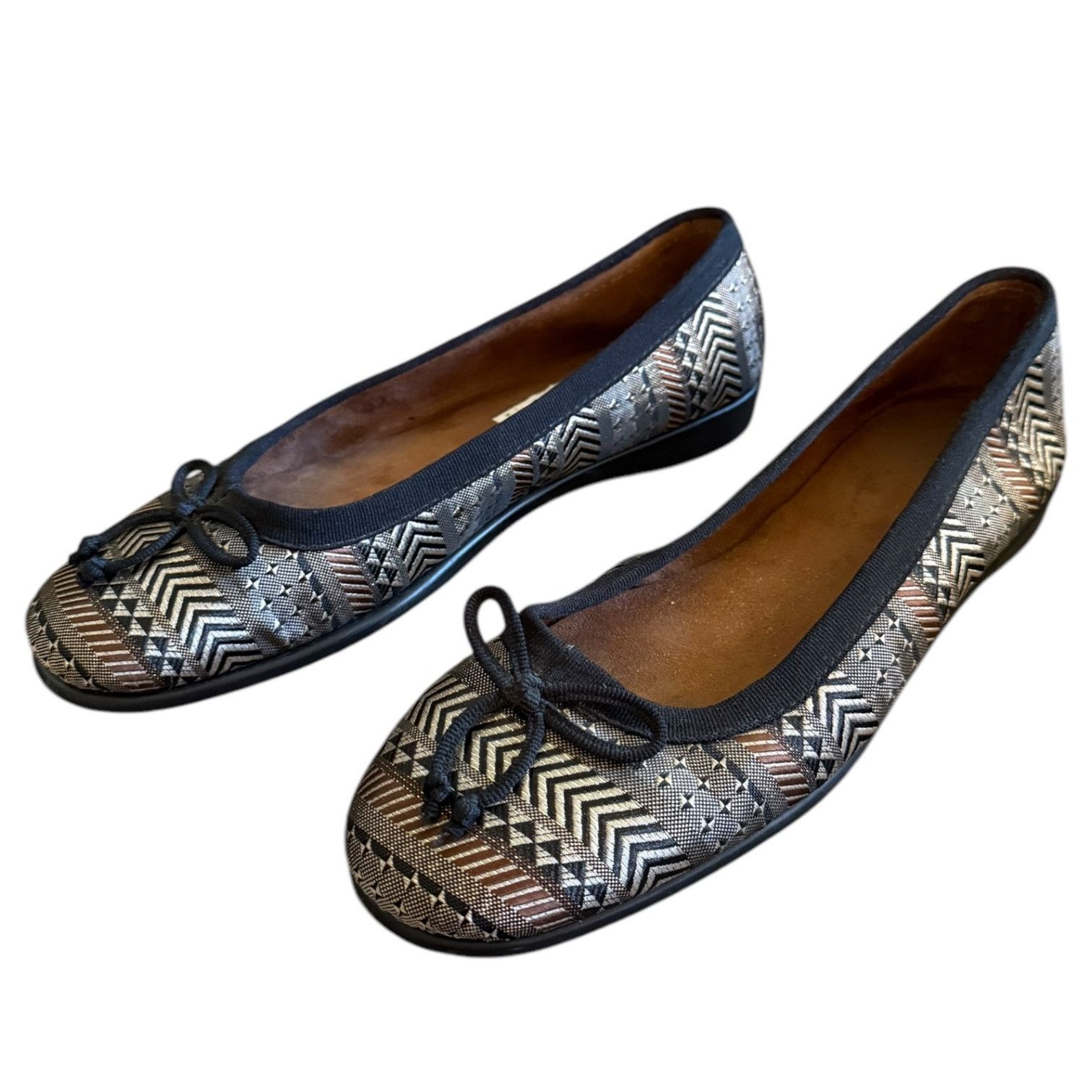 Other Aerosoles Metallic Teashop Geometric Print Ballet Flat 8 EUC Size US 8 / IT 38 - 1 Thumbnail