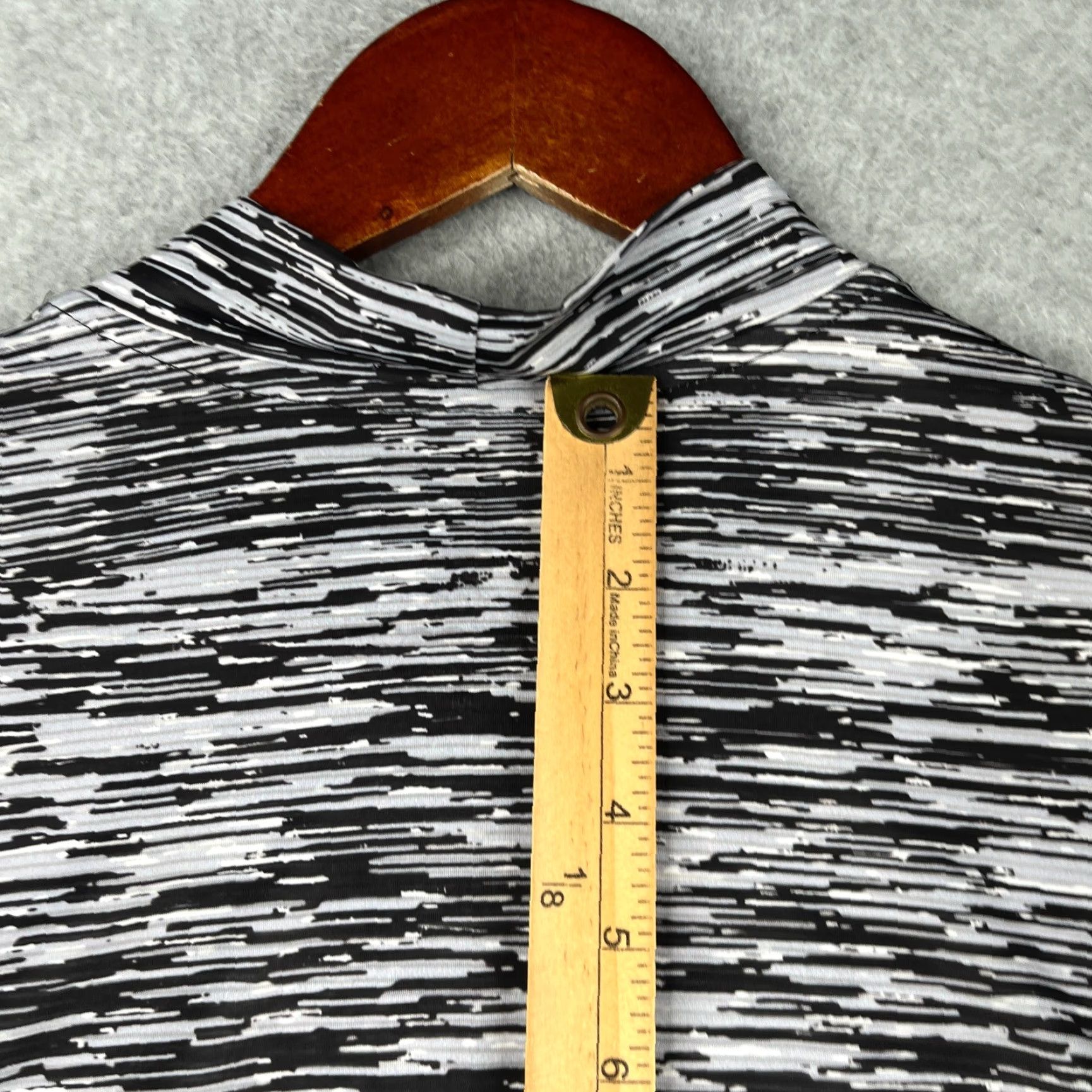 Vintage Jamie Sadock Sunsense Mock Neck Long Sleeve Performance Shirt M Gray Heather Stretch Shirt Womens Size US M / EU 48-50 / 2 - 7 Thumbnail