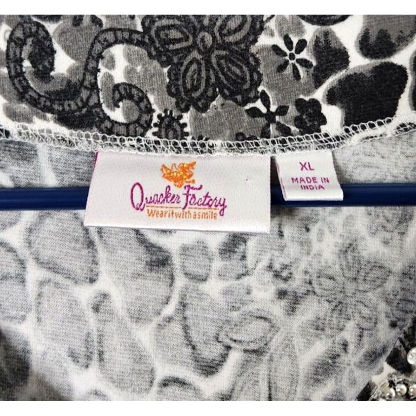 Quacker Factory Quacker Factory Womens XL Top Blouse 3/4 Sleeve Beaded Floral Cotton Gray Size XL / US 12-14 / IT 48-50 - 4 Thumbnail
